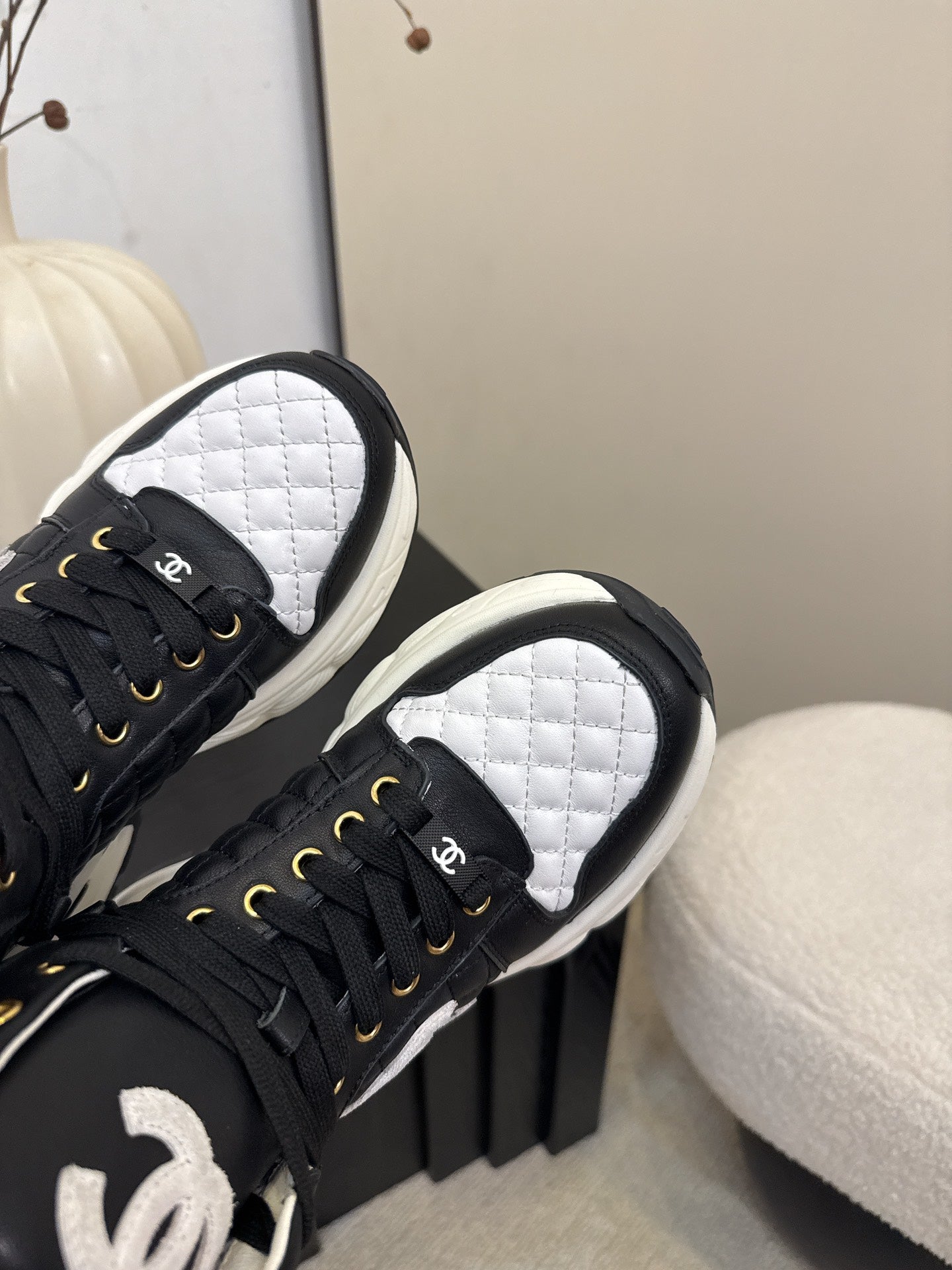 C 25 High top leather casual shoes(WHITE/BLACK)
