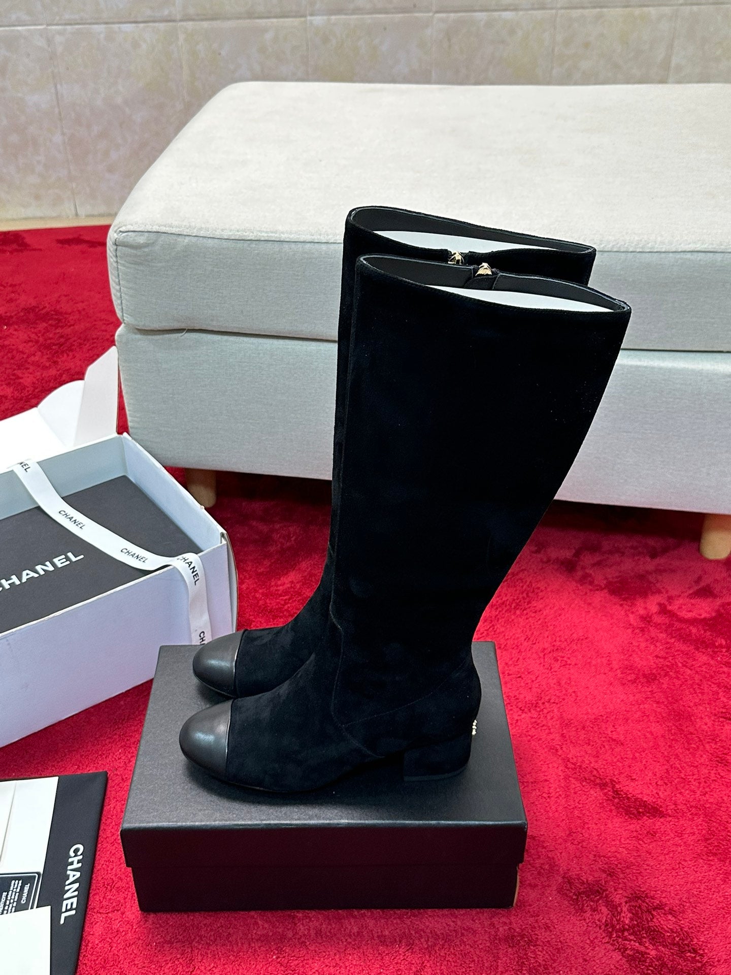 C 25 New fashionable sheepskin boots