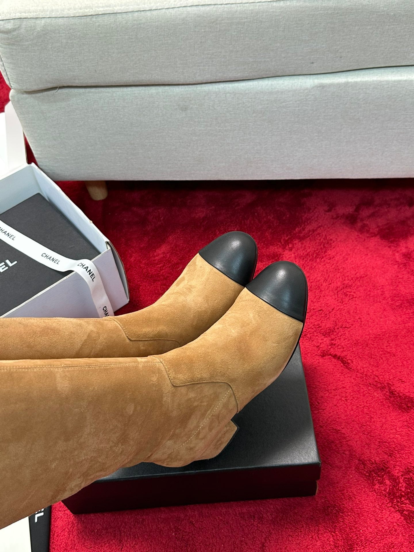 C 25 New fashionable sheepskin boots