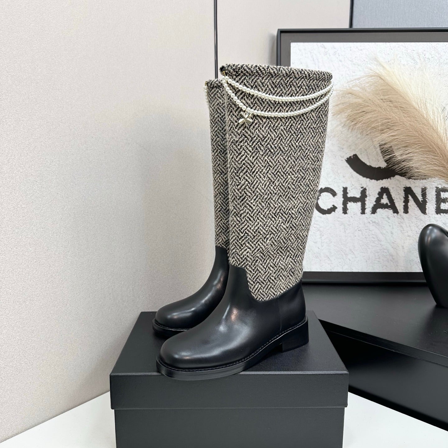 C 25 Pearl necklace decoration thick soled boots(GRAY/BLACK)