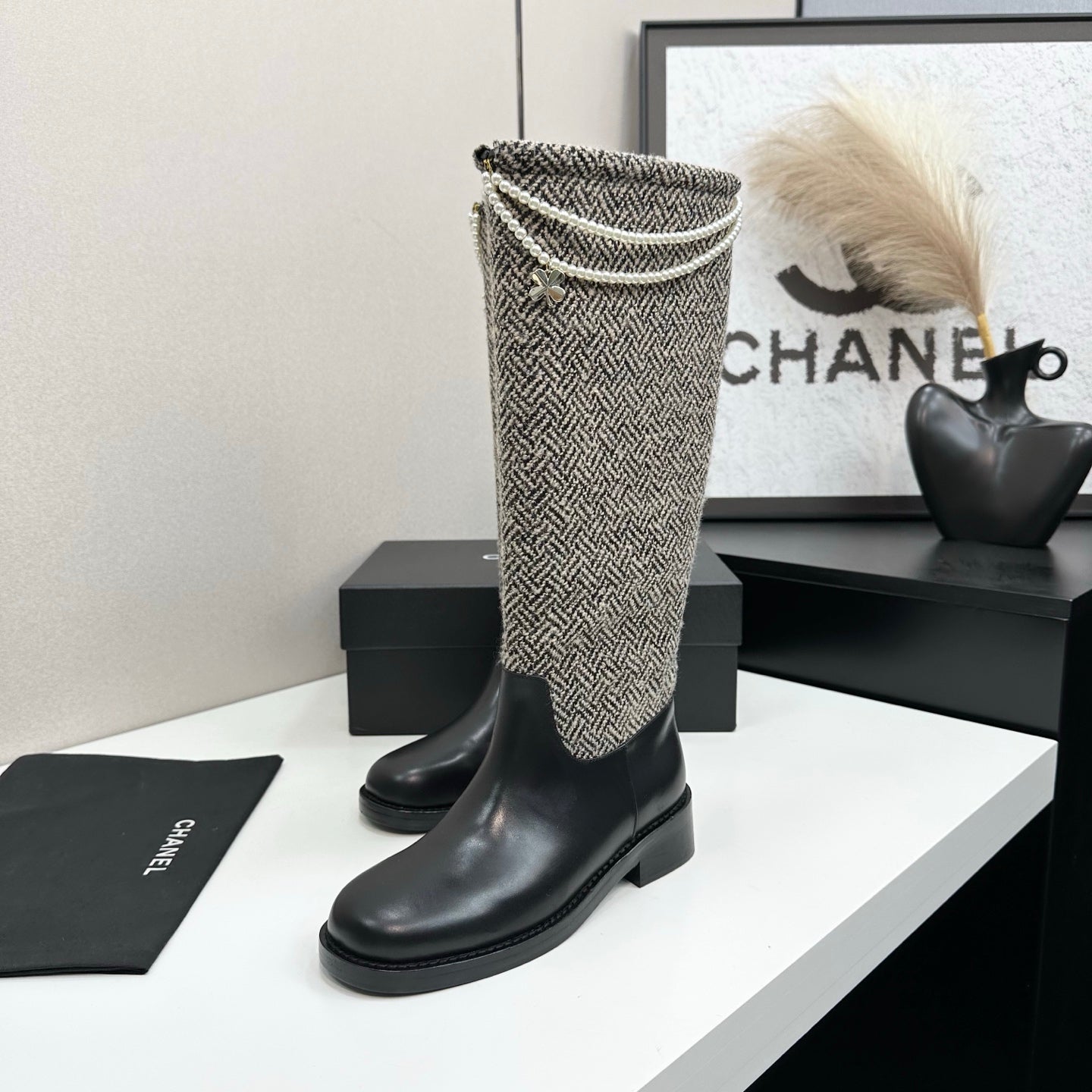 C 25 Pearl necklace decoration thick soled boots(GRAY/BLACK)