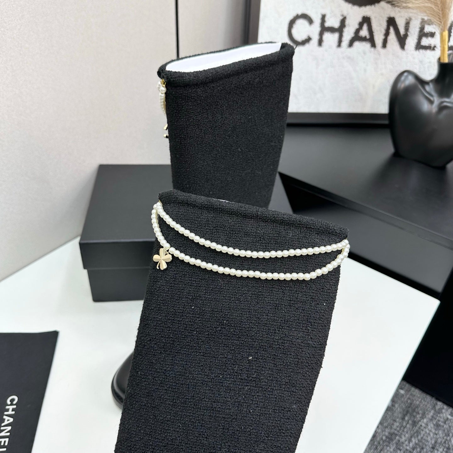 C 25 Pearl necklace decoration thick soled boots(GRAY/BLACK)