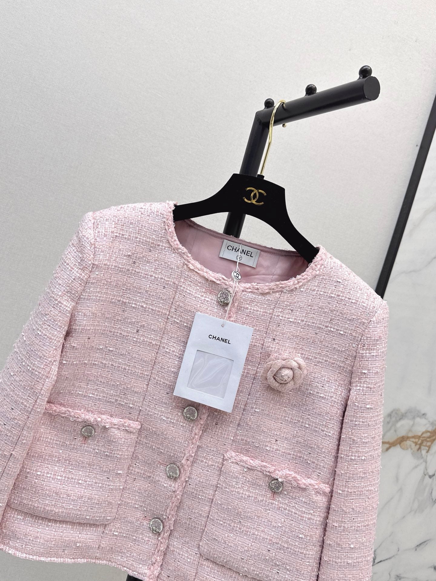 C 25 Girly pink short woven jacket(Lotus Button)