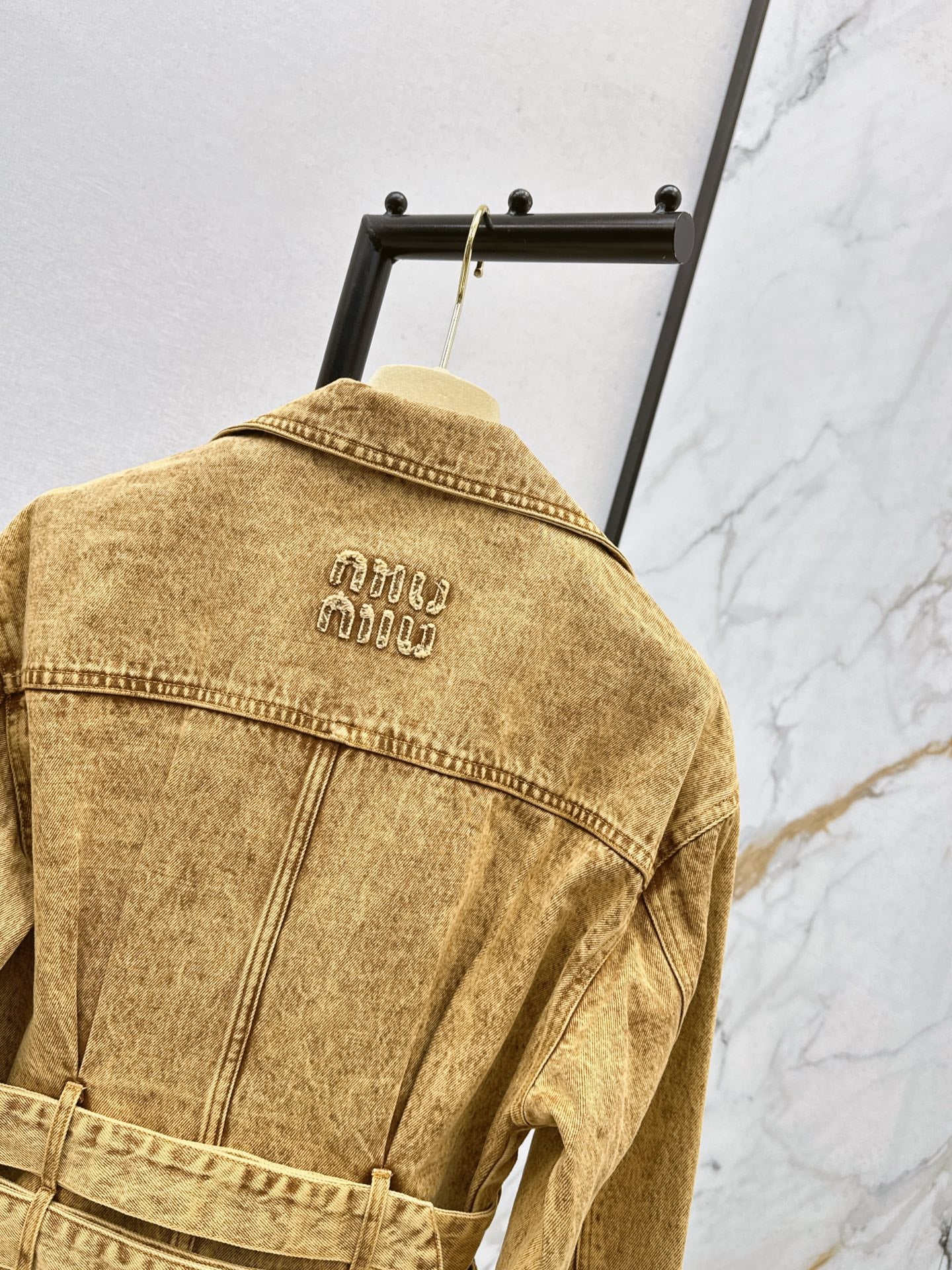Mi 25 New double belt design denim jacket(KHAKI/GRAY)
