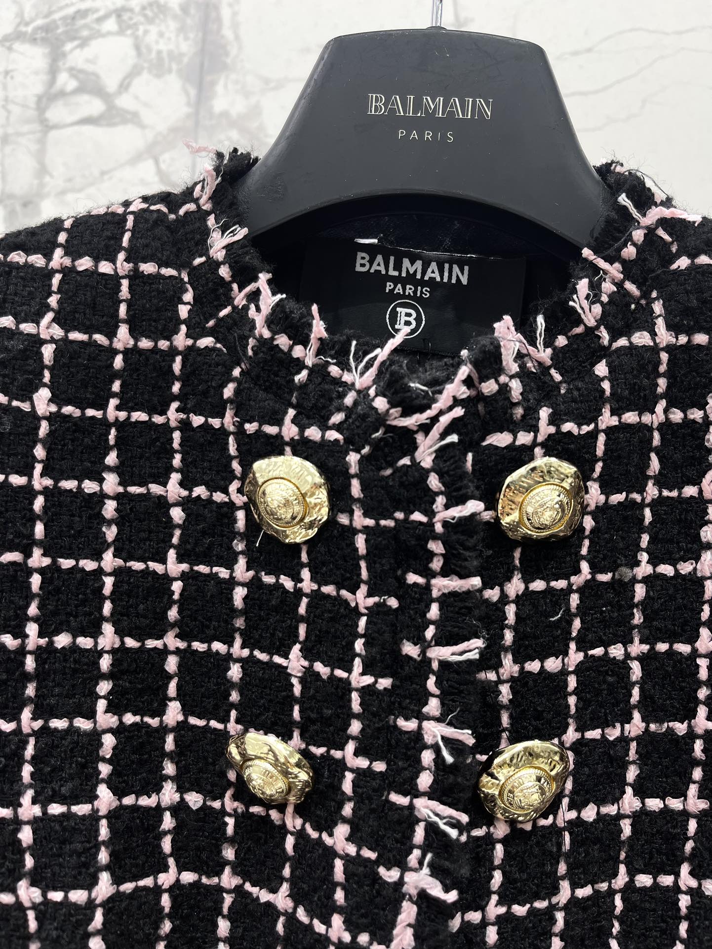 Bal 25 New gold-button tweed suit