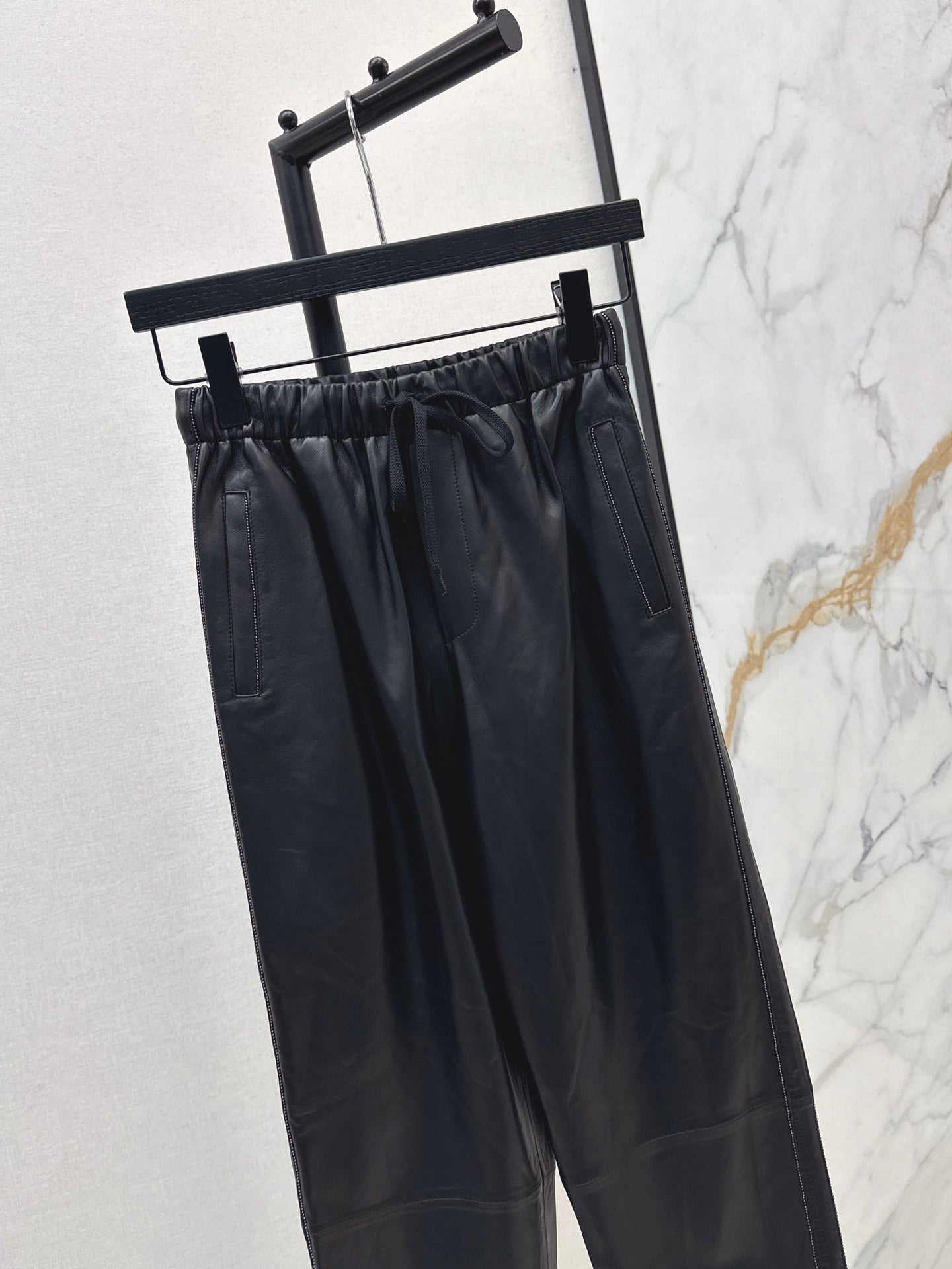 Bru 25 New beaded sheepskin elastic nine-point leather pants