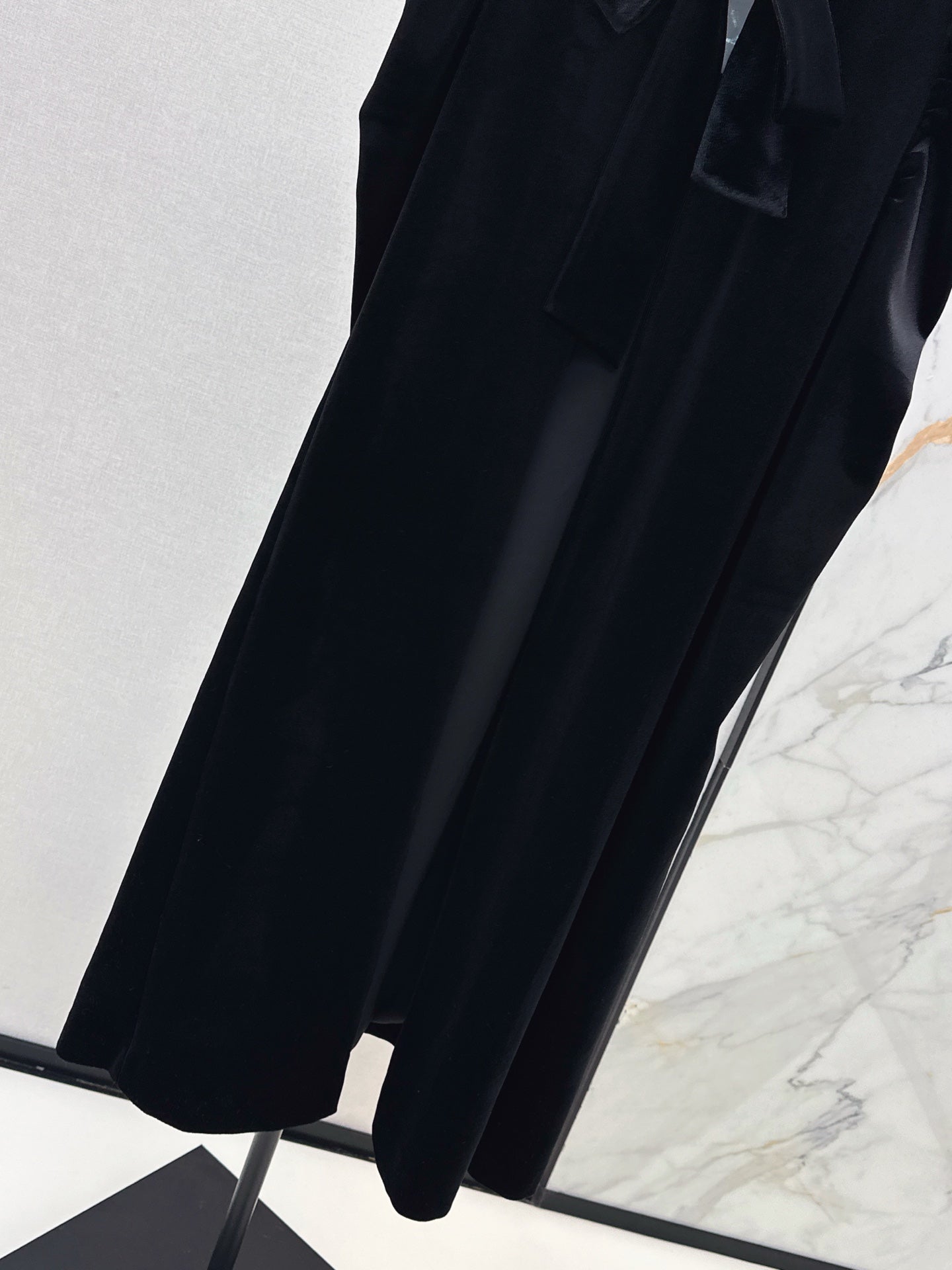 Di 25 New Velvet Ribbon Cape Coat