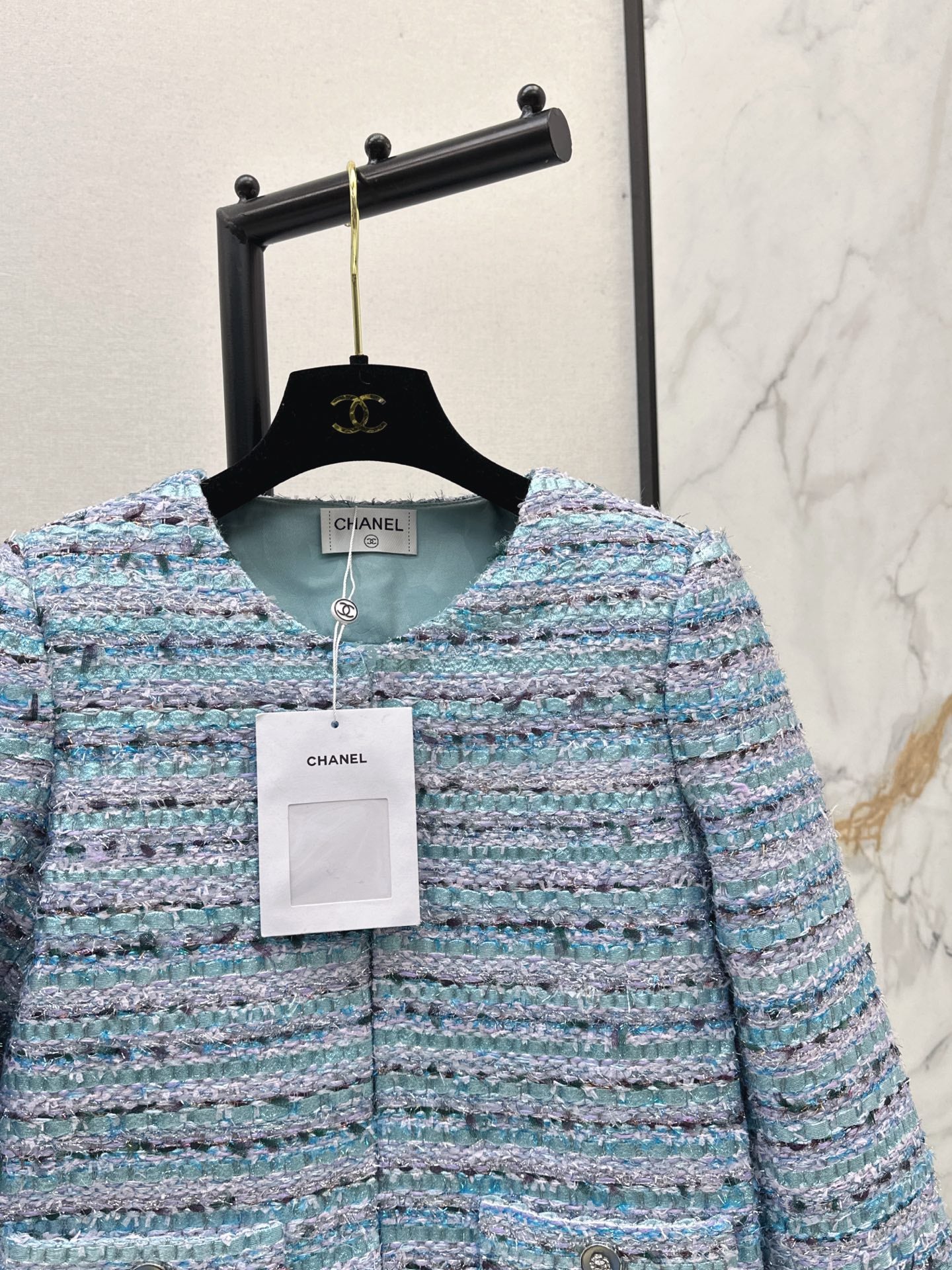C 25 Woolen hem jacket