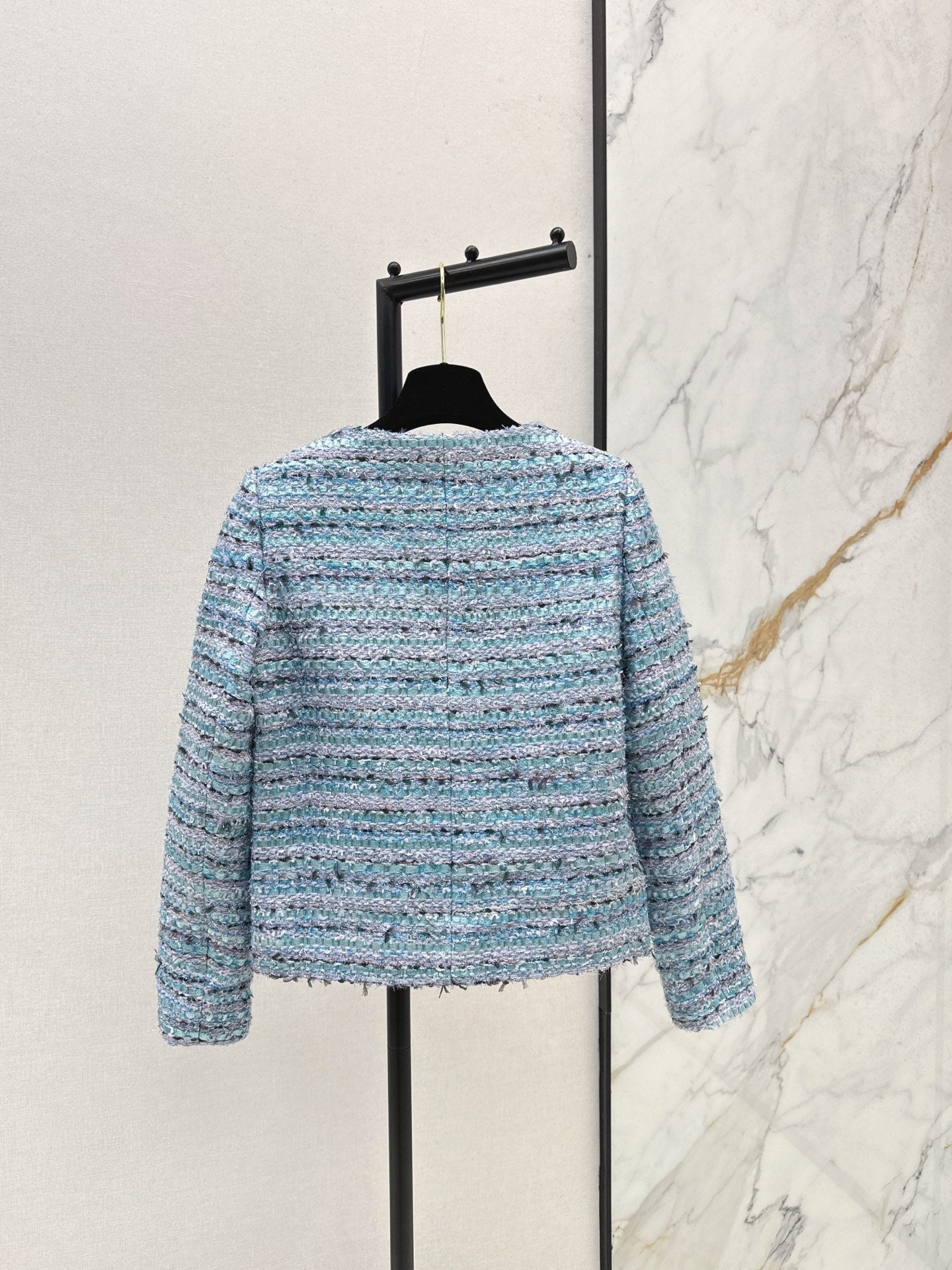 C 25 Woolen hem jacket