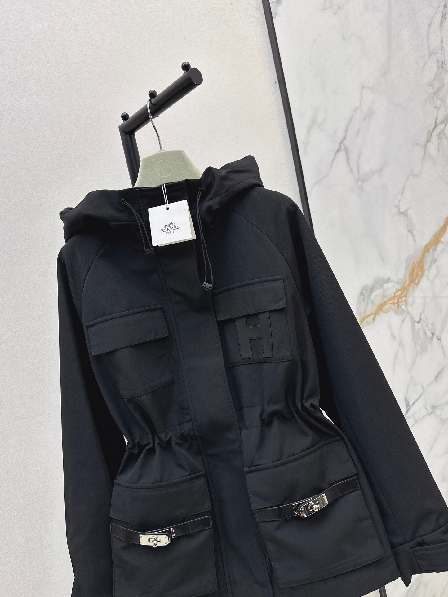 He 25fw Workwear style hooded windbreaker jacket(WHITE/BLACK)
