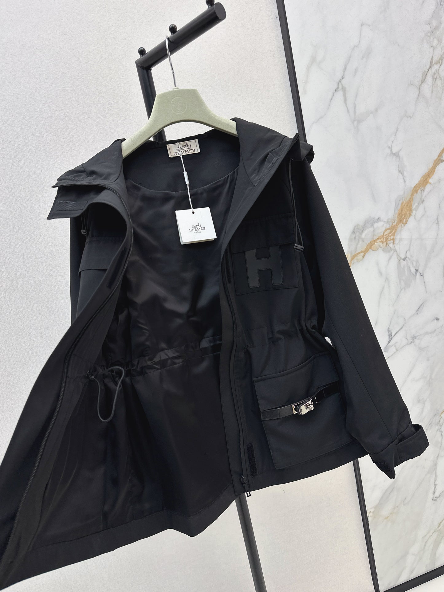 He 25fw Workwear style hooded windbreaker jacket(WHITE/BLACK)