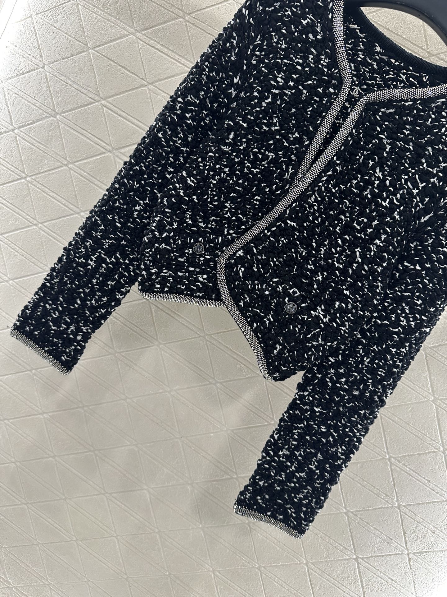C 25 Rhinestone tied edge knitted cardigan half skirt set