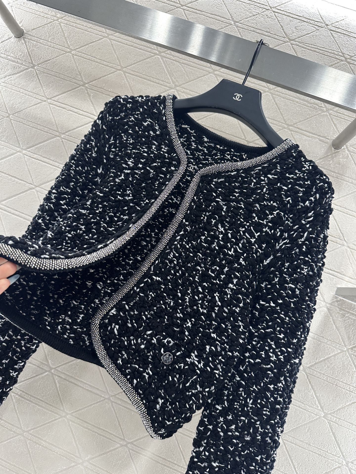 C 25 Rhinestone tied edge knitted cardigan half skirt set