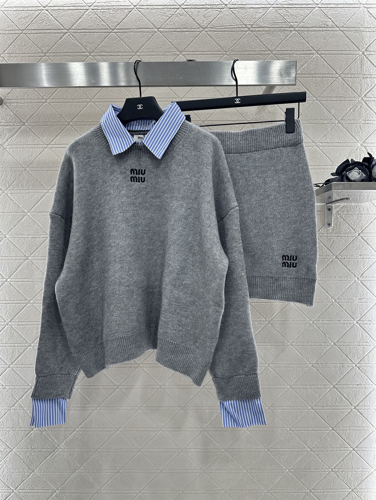 Mi 25 Knitted top and skirt set