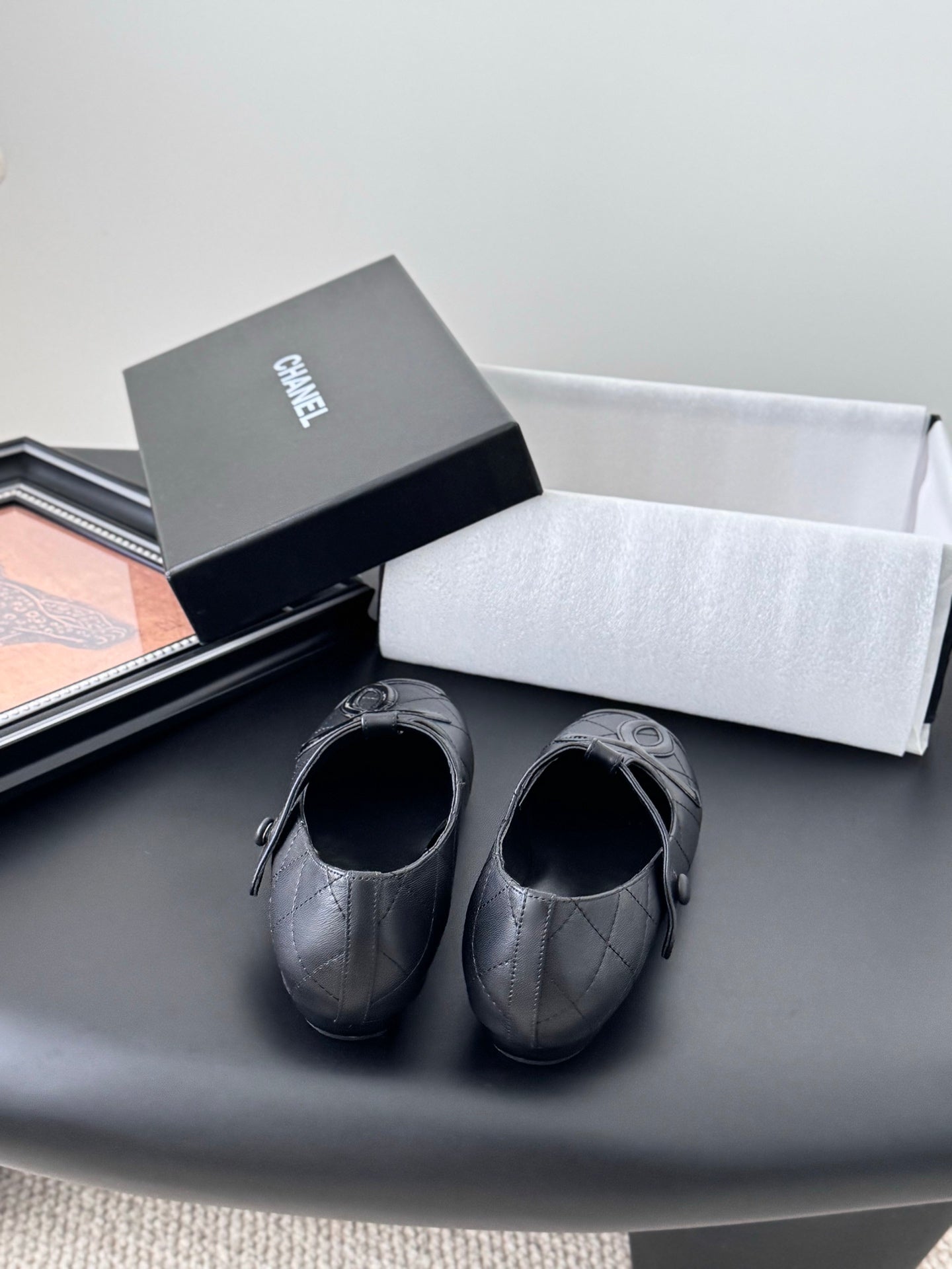 C 25 Vintage vintage series flat shoes