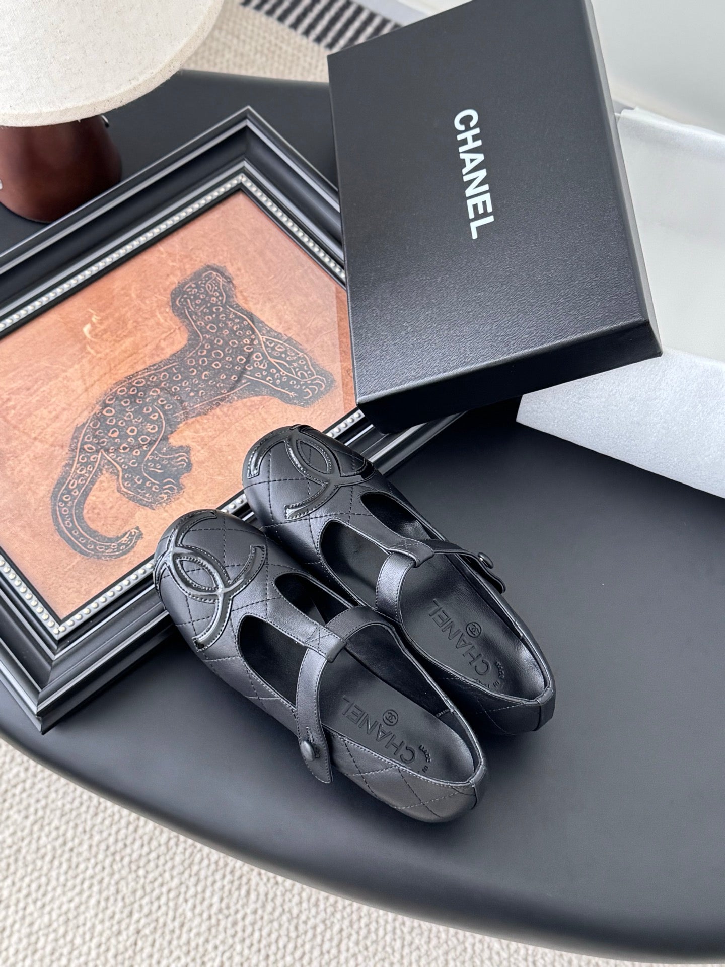 C 25 Vintage vintage series flat shoes