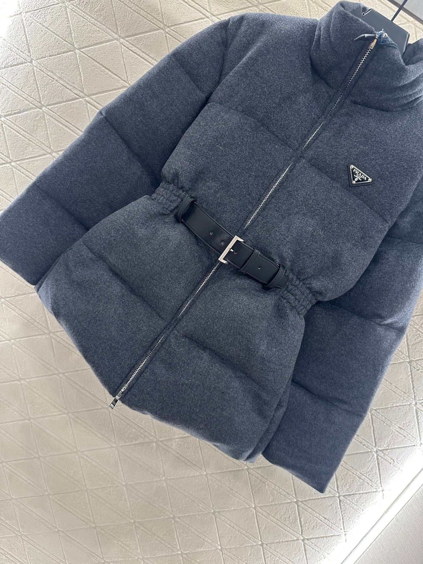Pr 25 Stand up collar, waist belt, down wool jacket