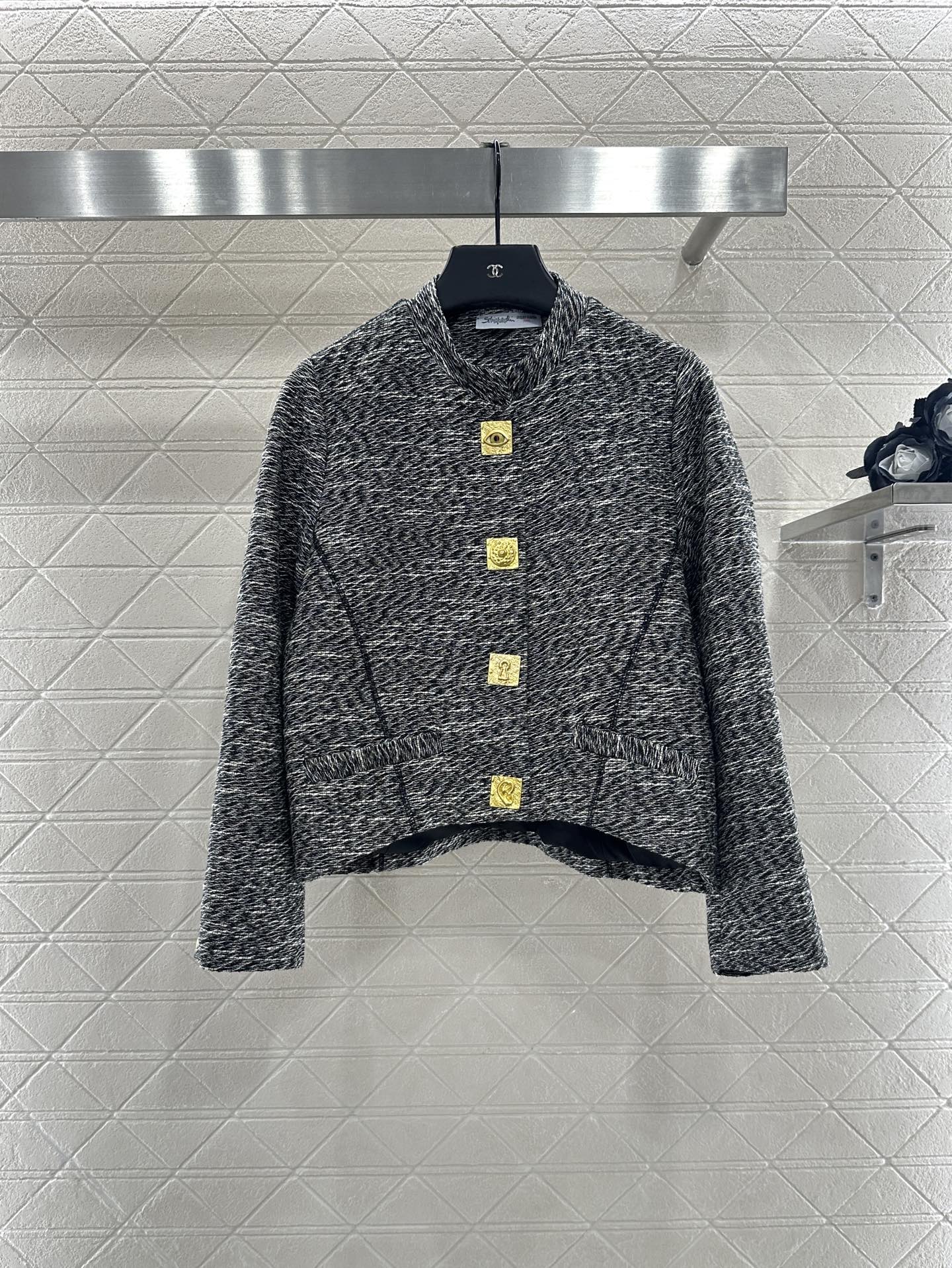 sch 25 Front shoulder lapel jacket