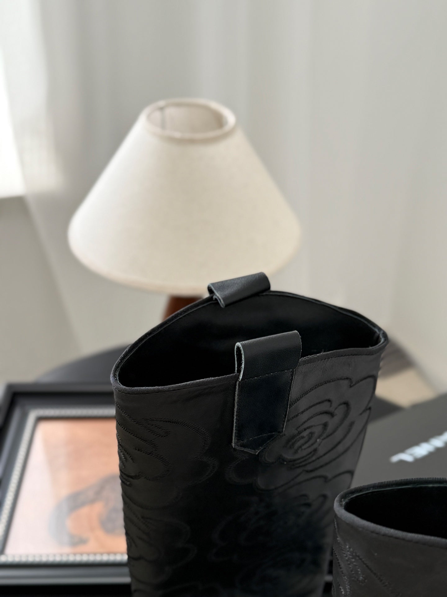 C 25K new rose-printed biker boots