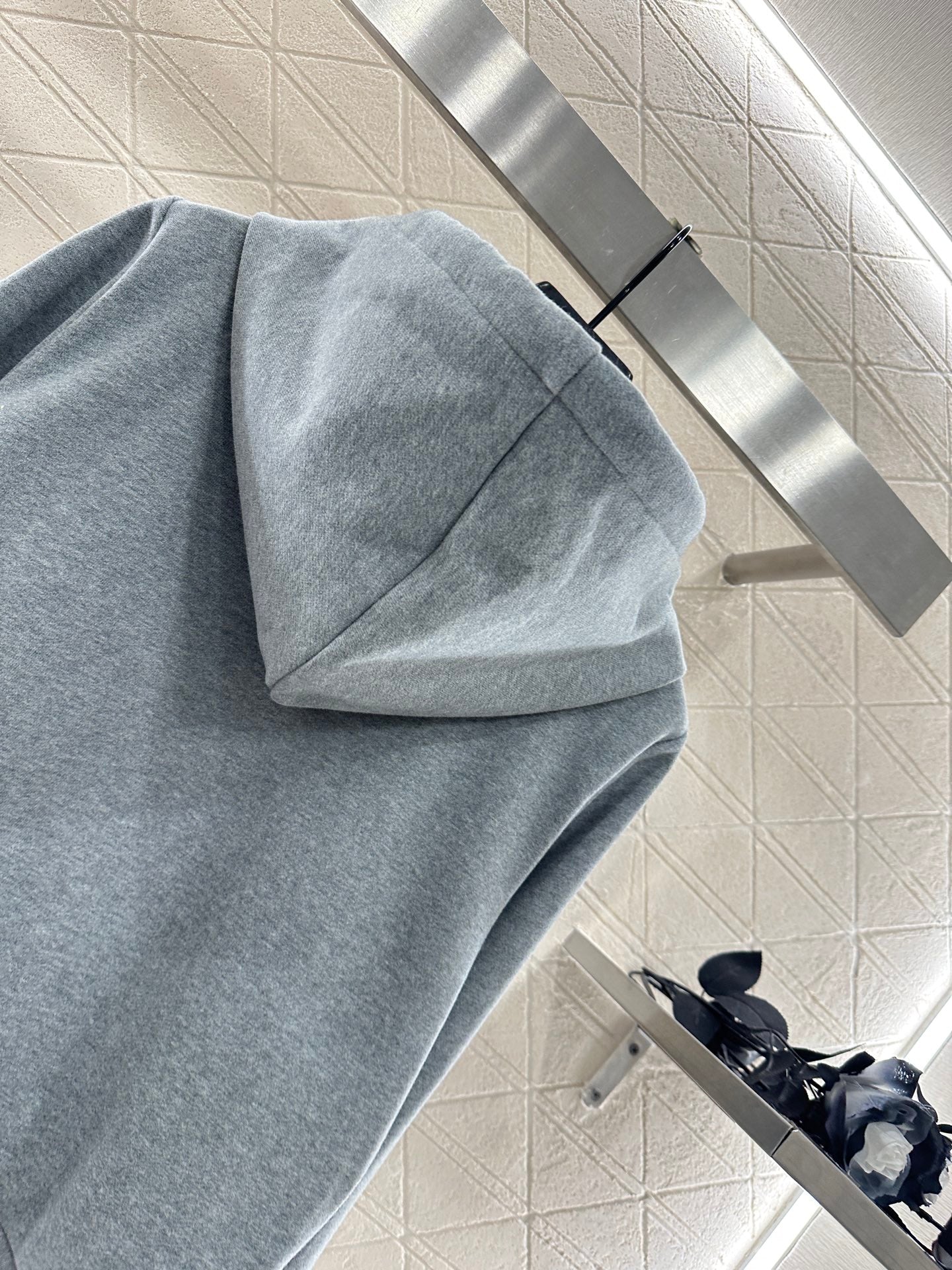 Lo 25 Velvet brushed hooded zipper jacket