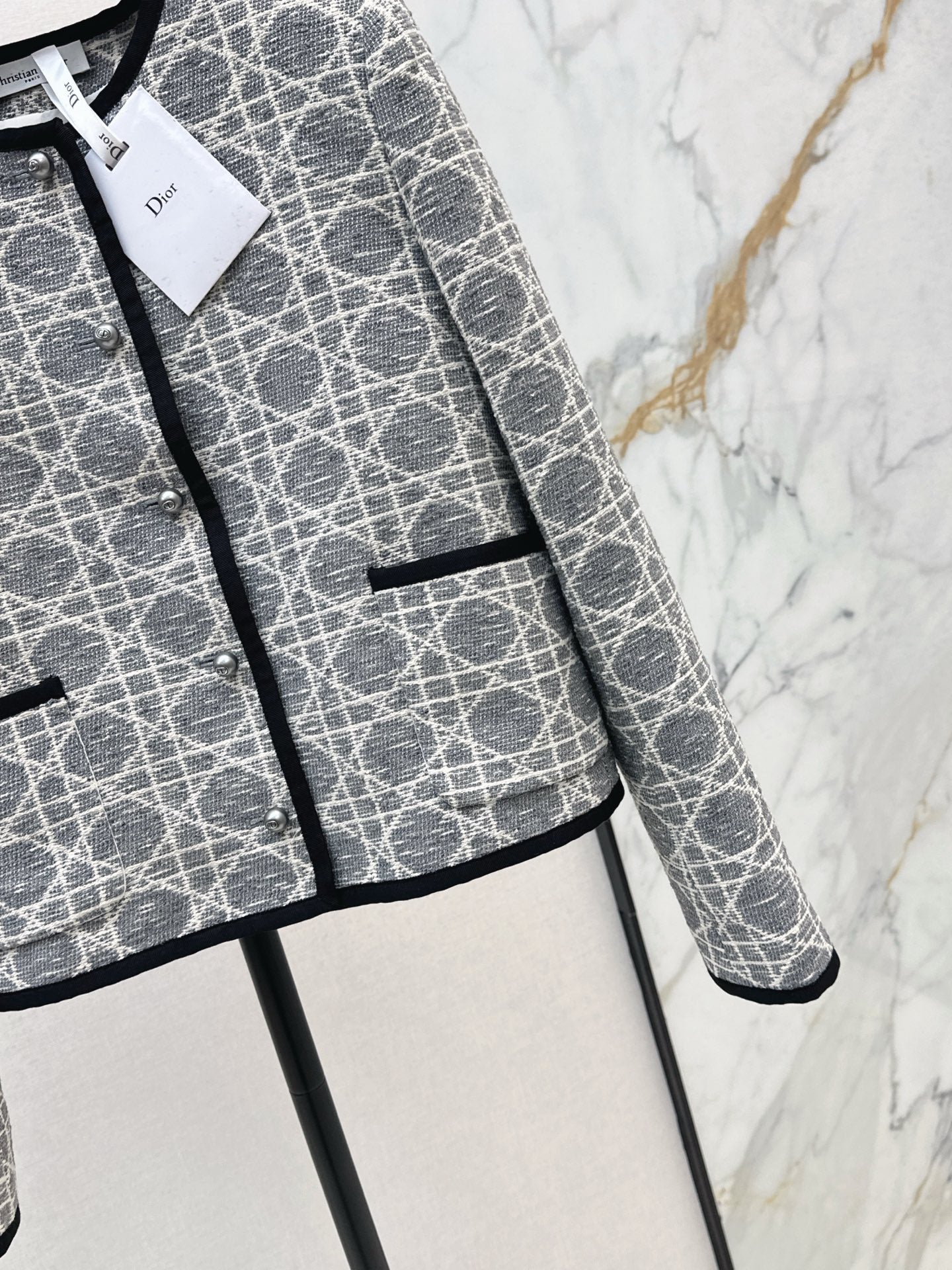Di 25 New limited edition rattan plaid round neck jacket