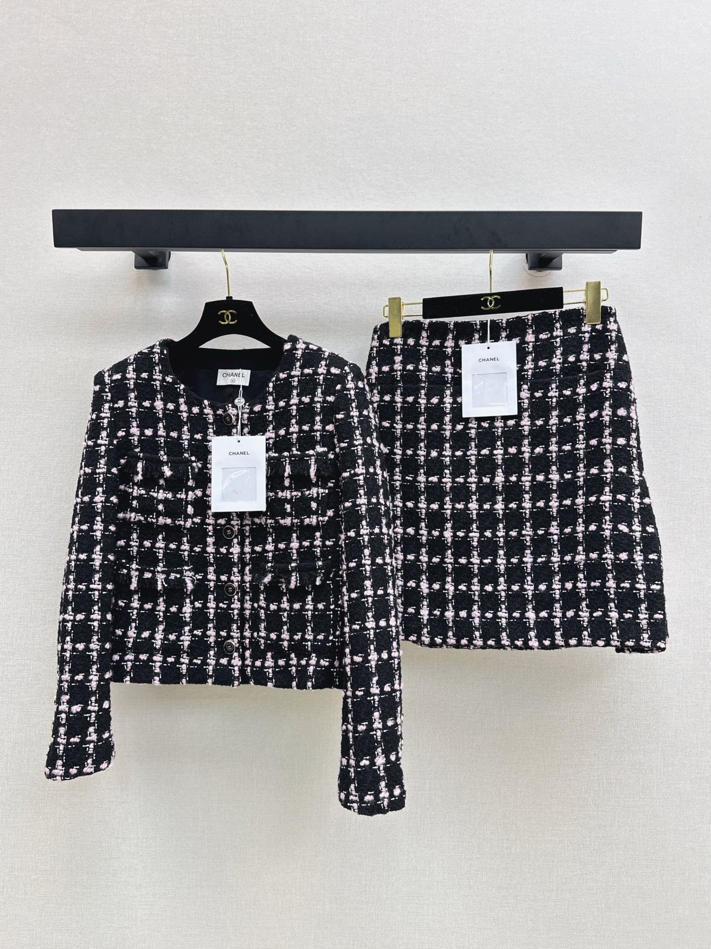 C 25 New style positioning plaid woven short jacket + A-line skirt set🖤
