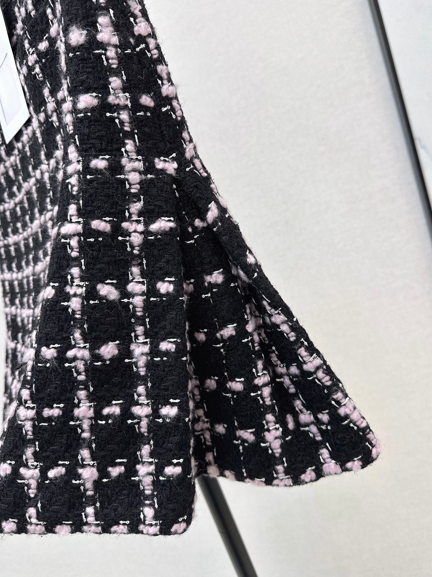C 25 New style positioning plaid woven short jacket + A-line skirt set🖤