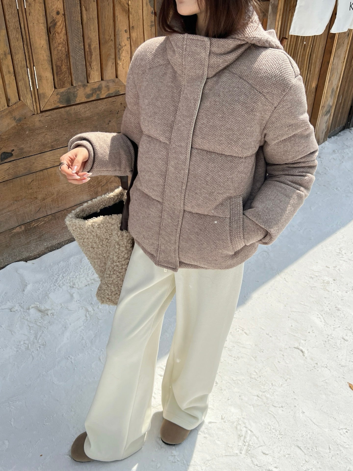 Lor 25 New down jacket with detachable wool hood