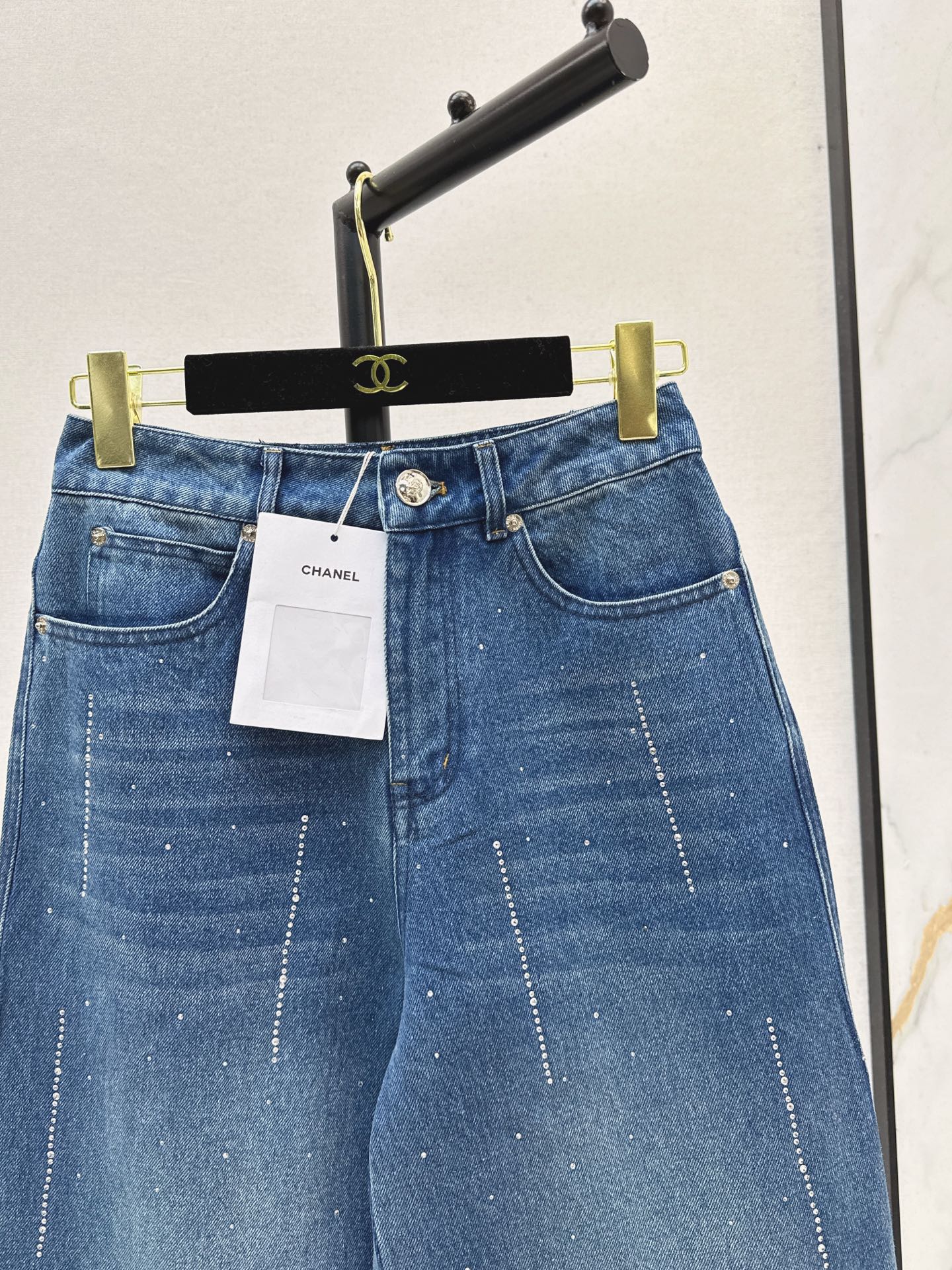 C 25 New Heavy Rhinestone Straight Jeans
