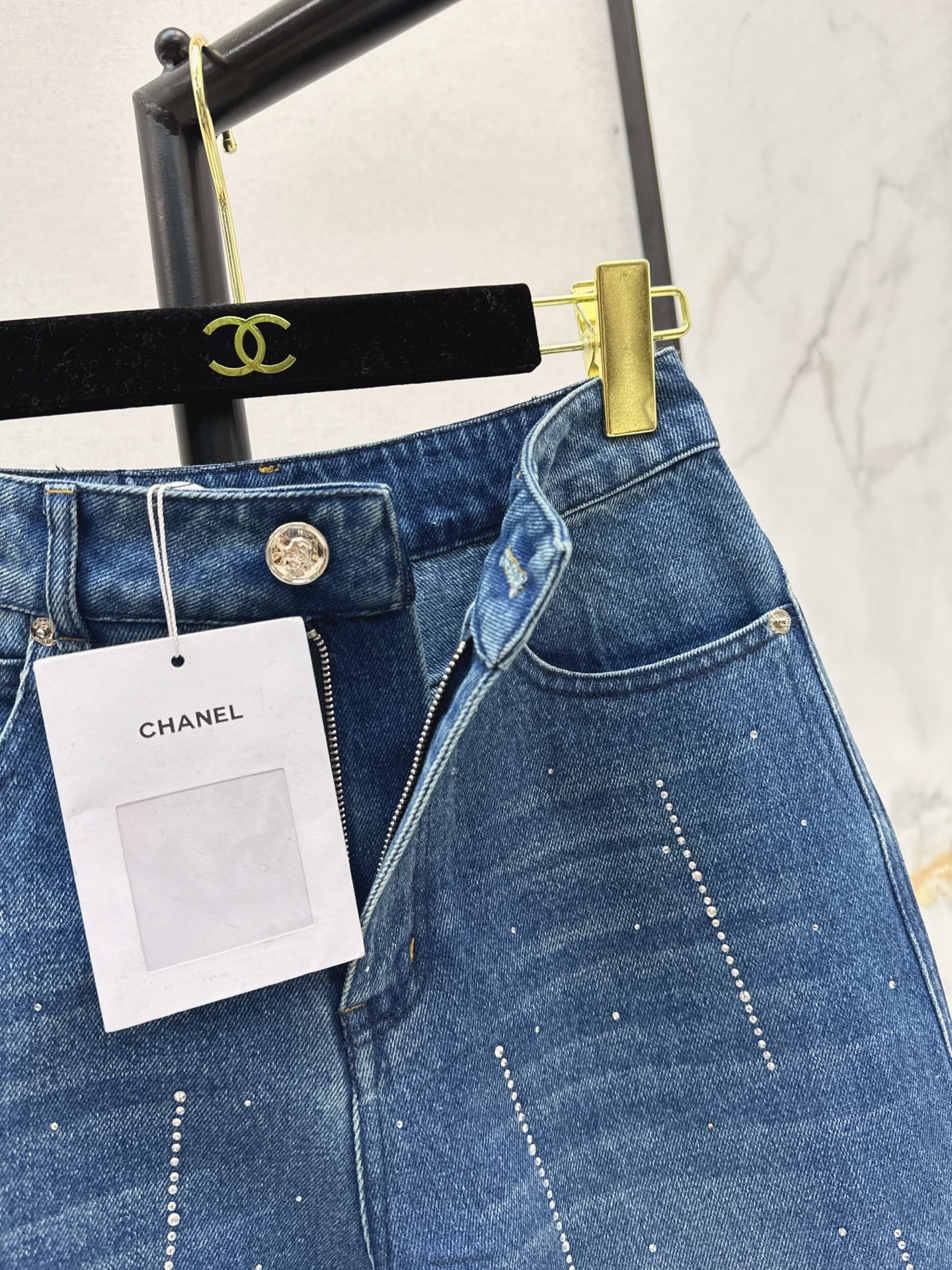 C 25 New Heavy Rhinestone Straight Jeans