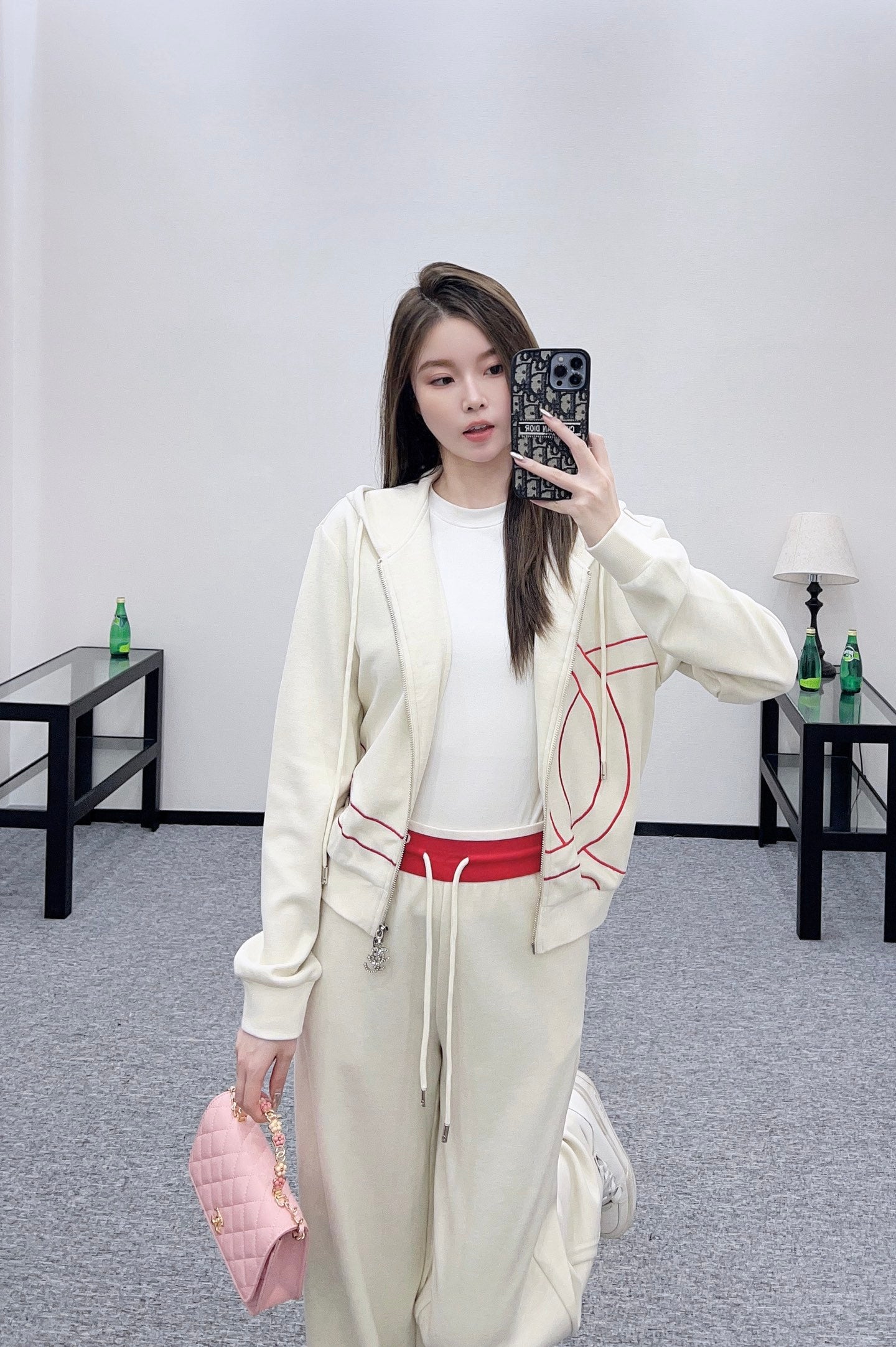 C 25 Hooded jacket and trousers set