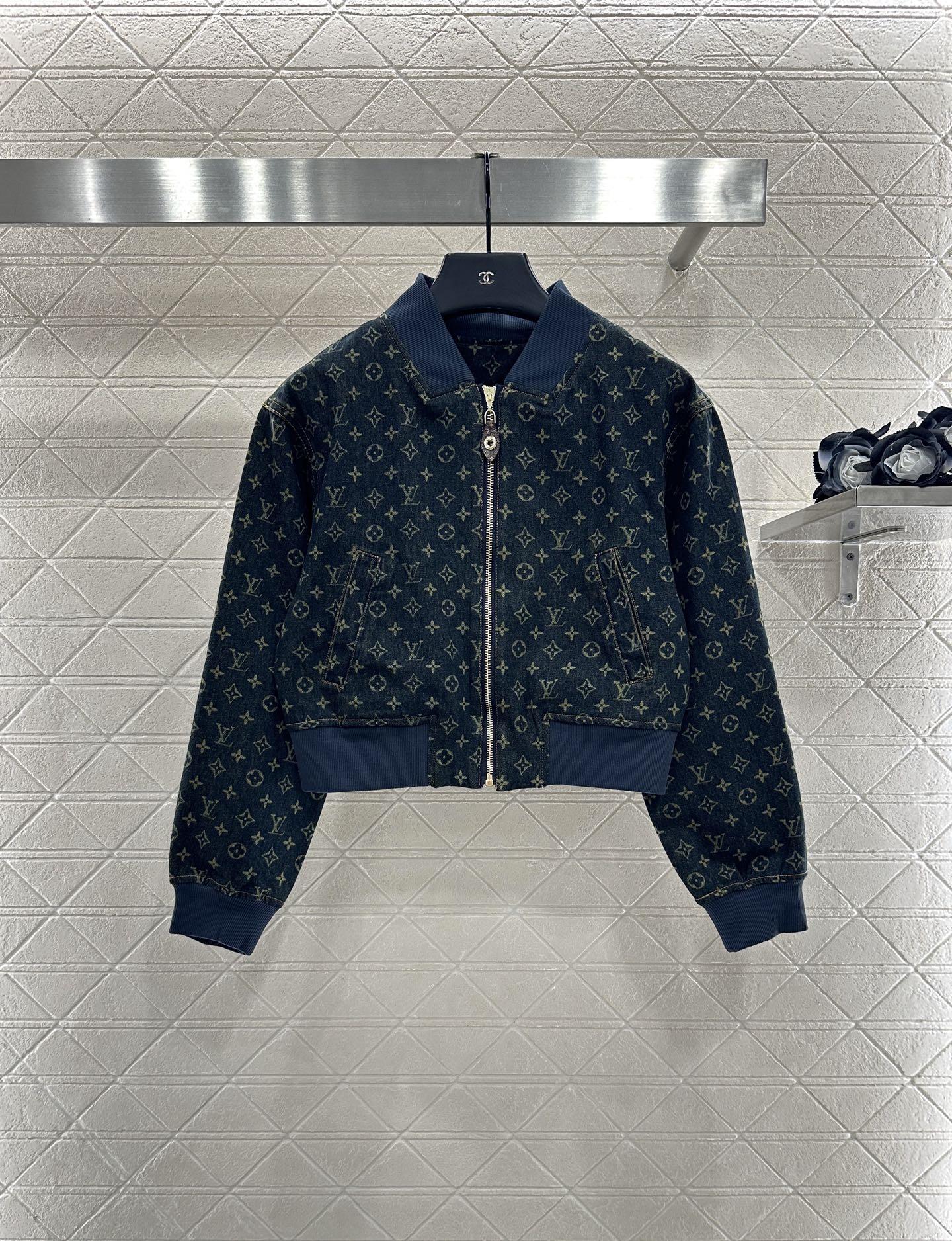 L 25 Denim jacket + trousers set