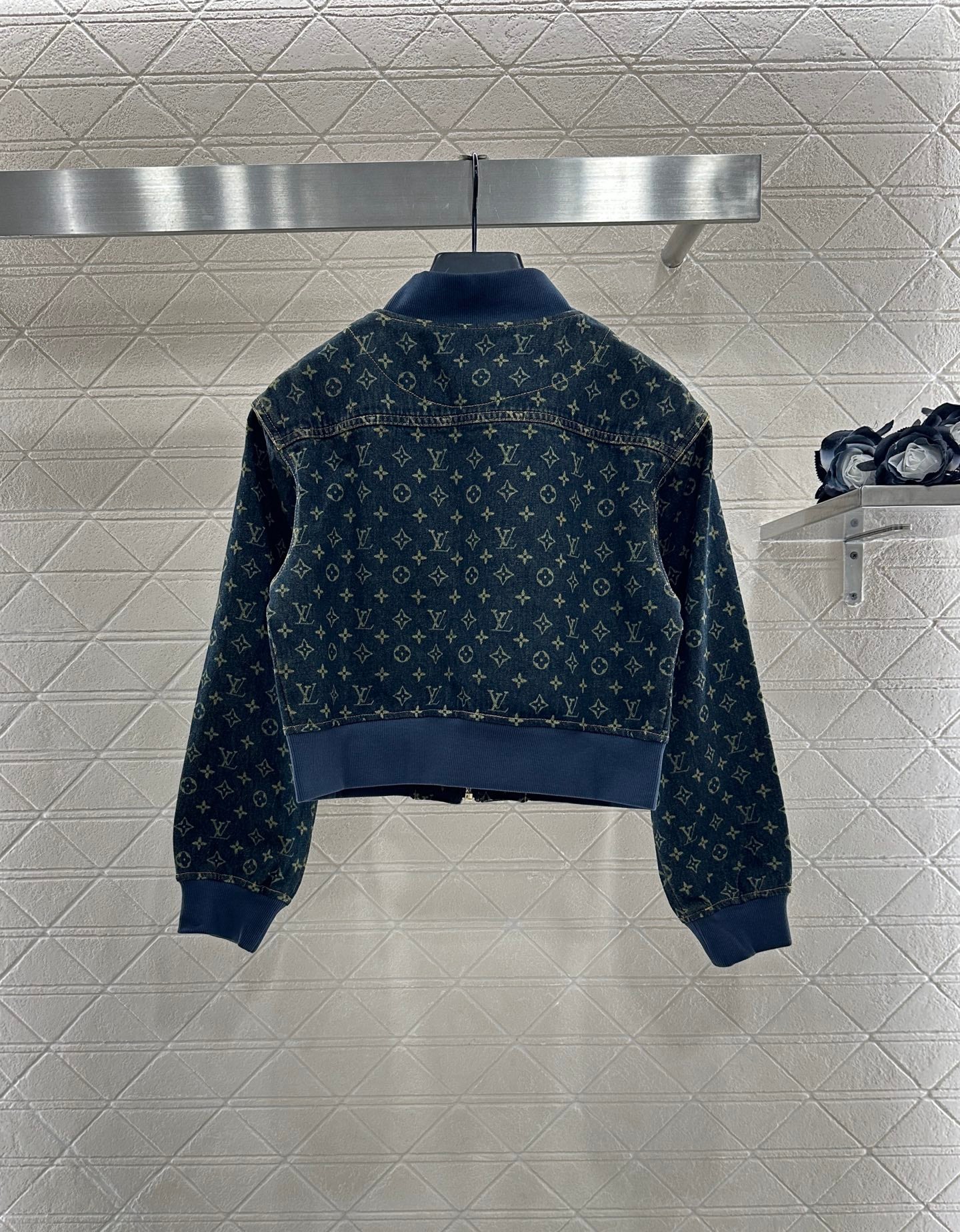 L 25 Denim jacket + trousers set