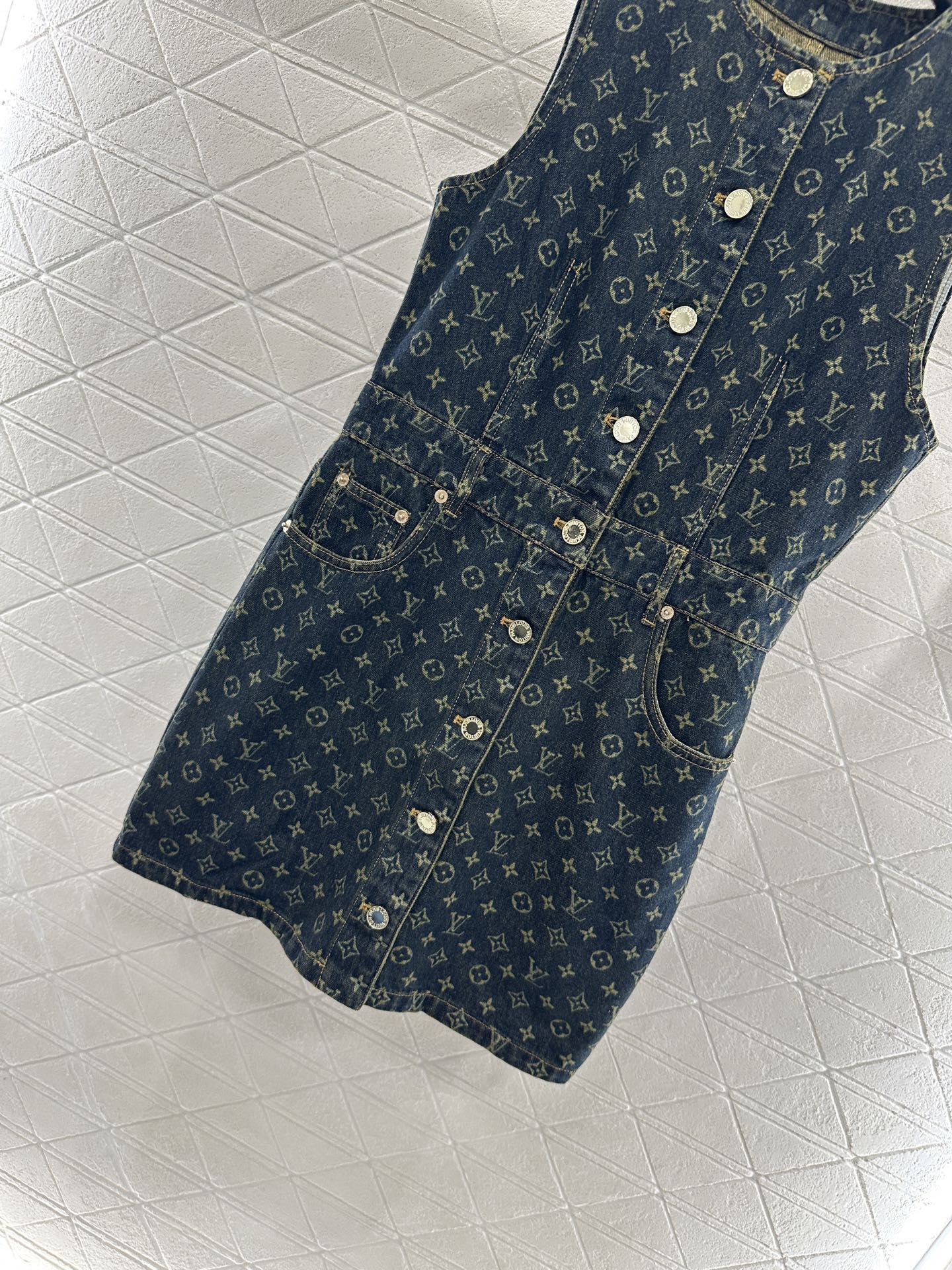 L 25 denim vest skirt