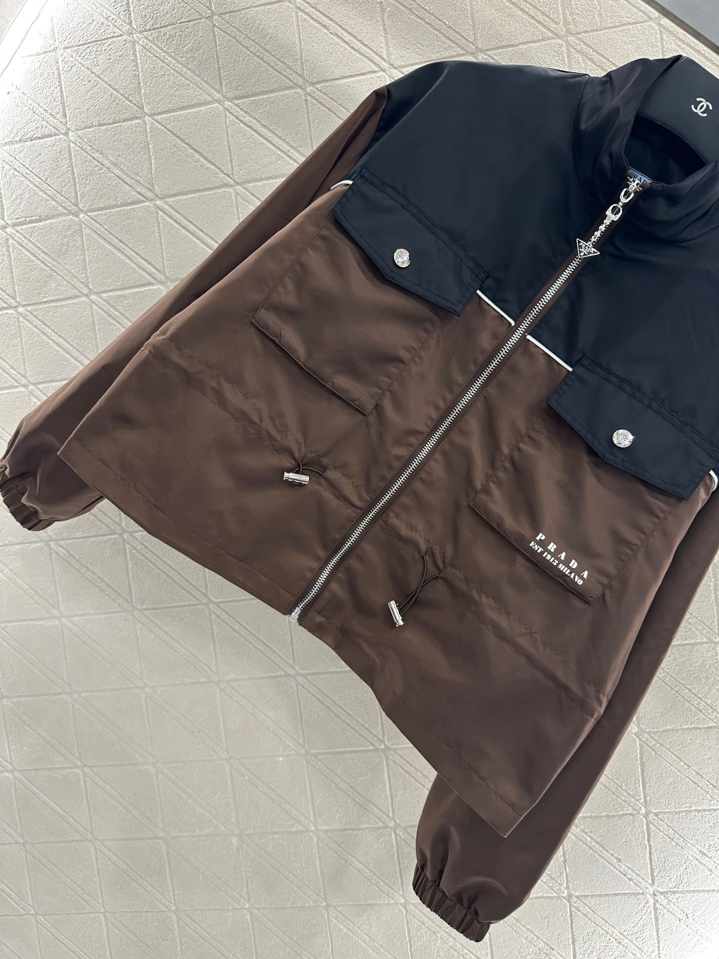 Pr 25 drawstring jacket