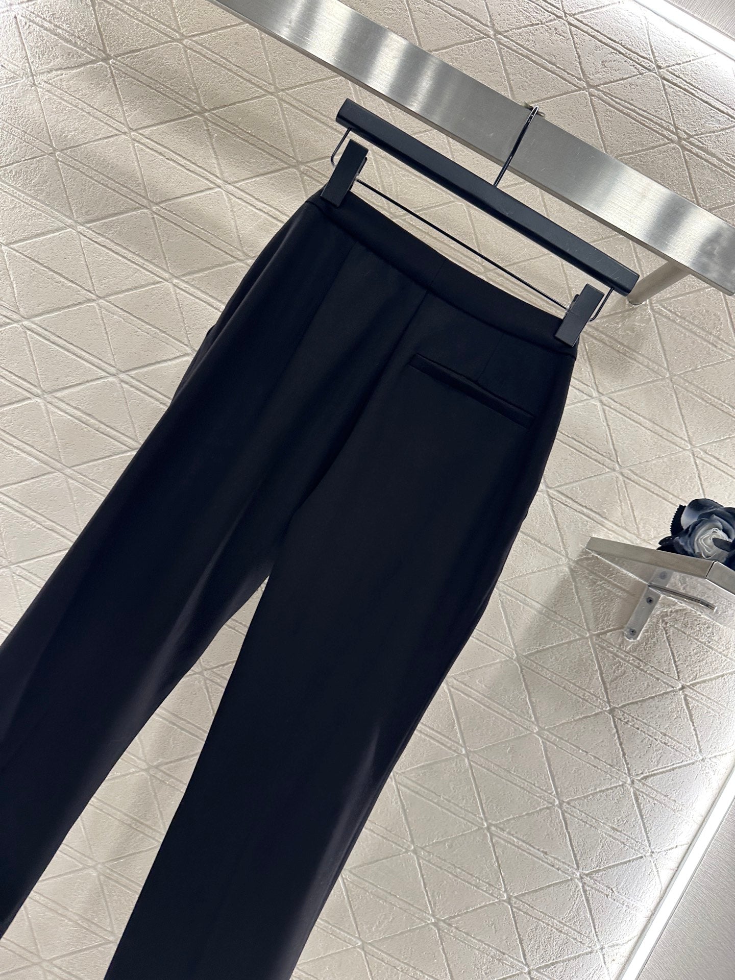L 25 Leather chain-link straight-leg suit trousers