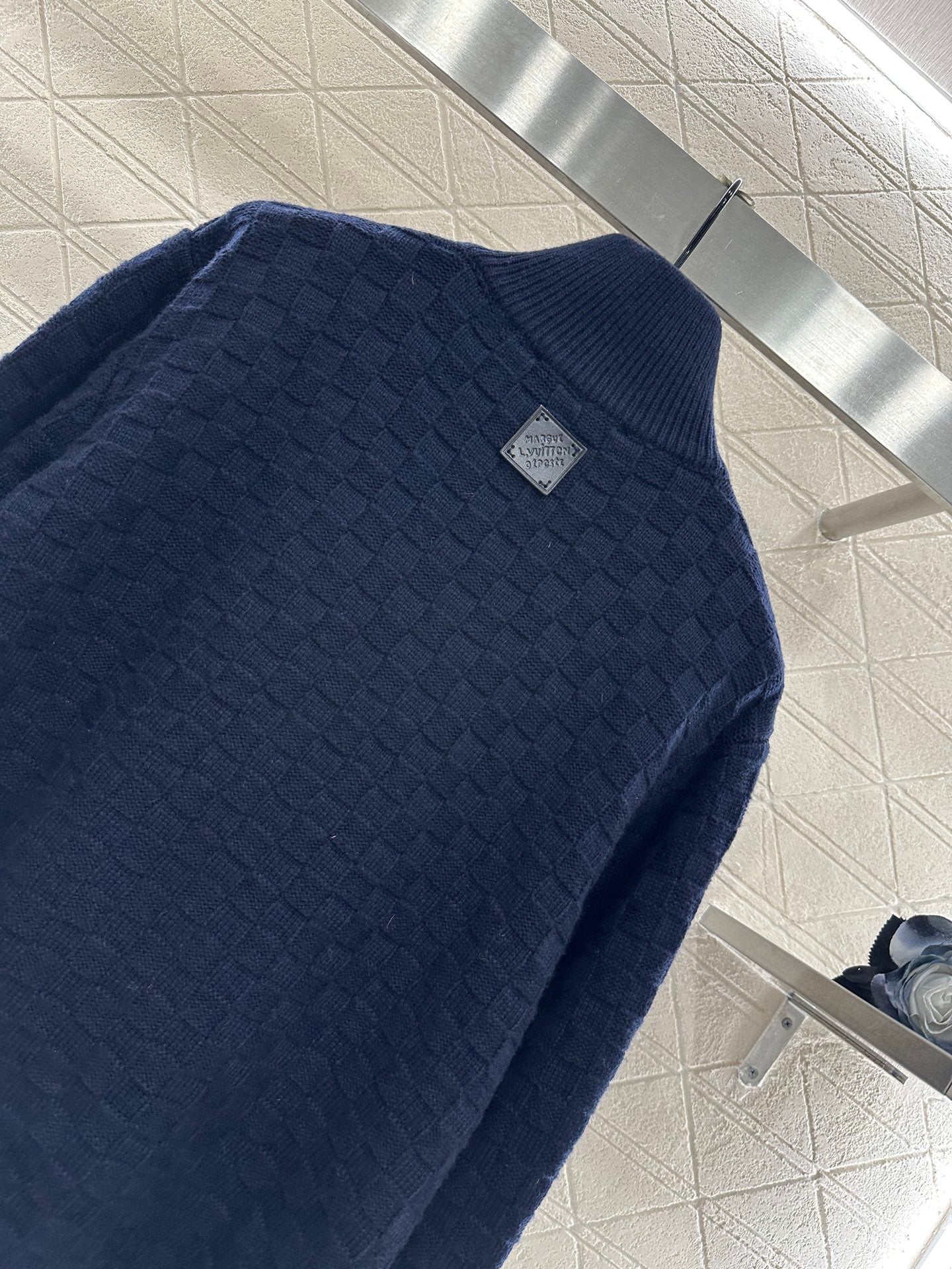 L 25 Turtleneck Zippered Knit Cashmere Wool Sweater