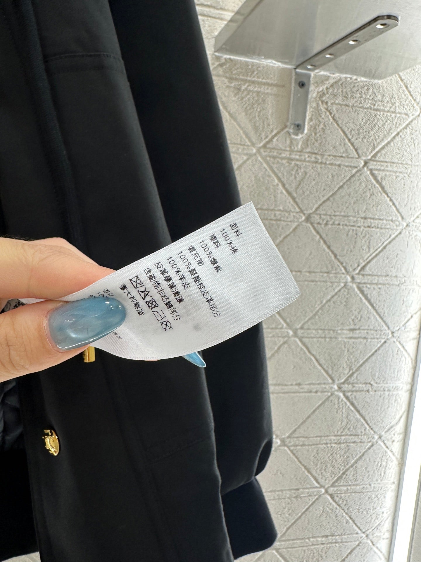 Ce 25 Hooded quilted drawstring jacket