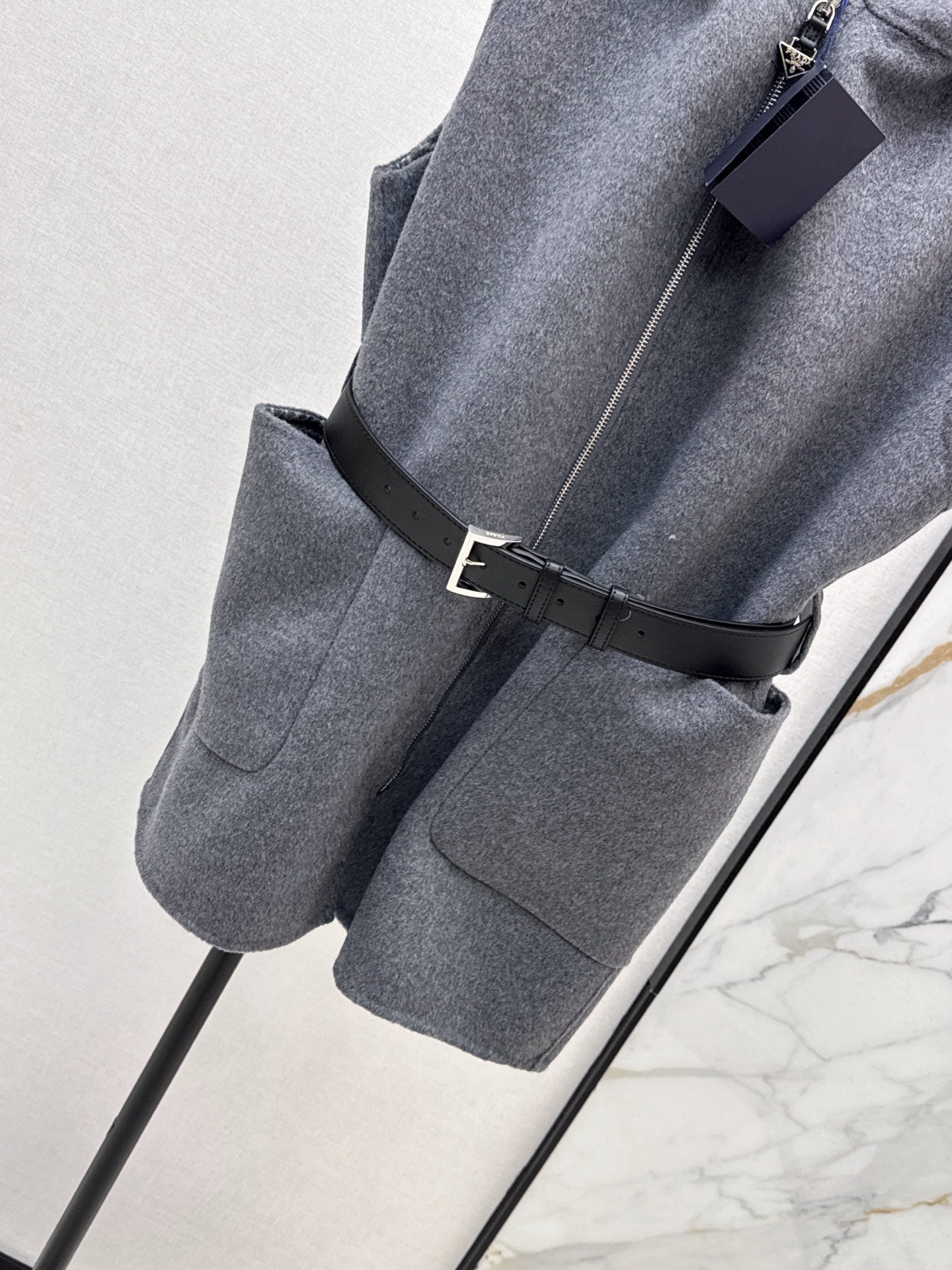 Pr 25 New Grey Girls Hooded Wool Vest