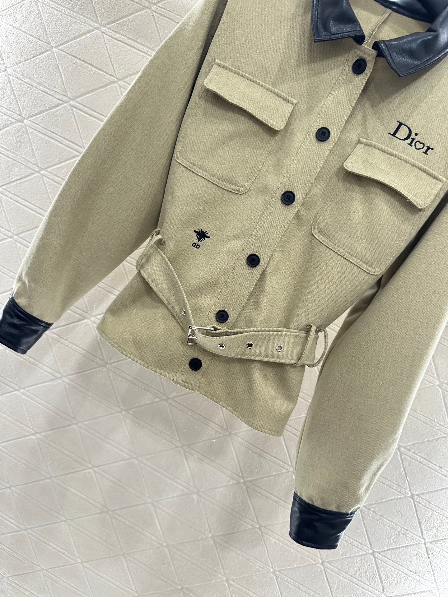 Di 25 Leather collar jacket and trousers suit(KHAKI/BLACK)