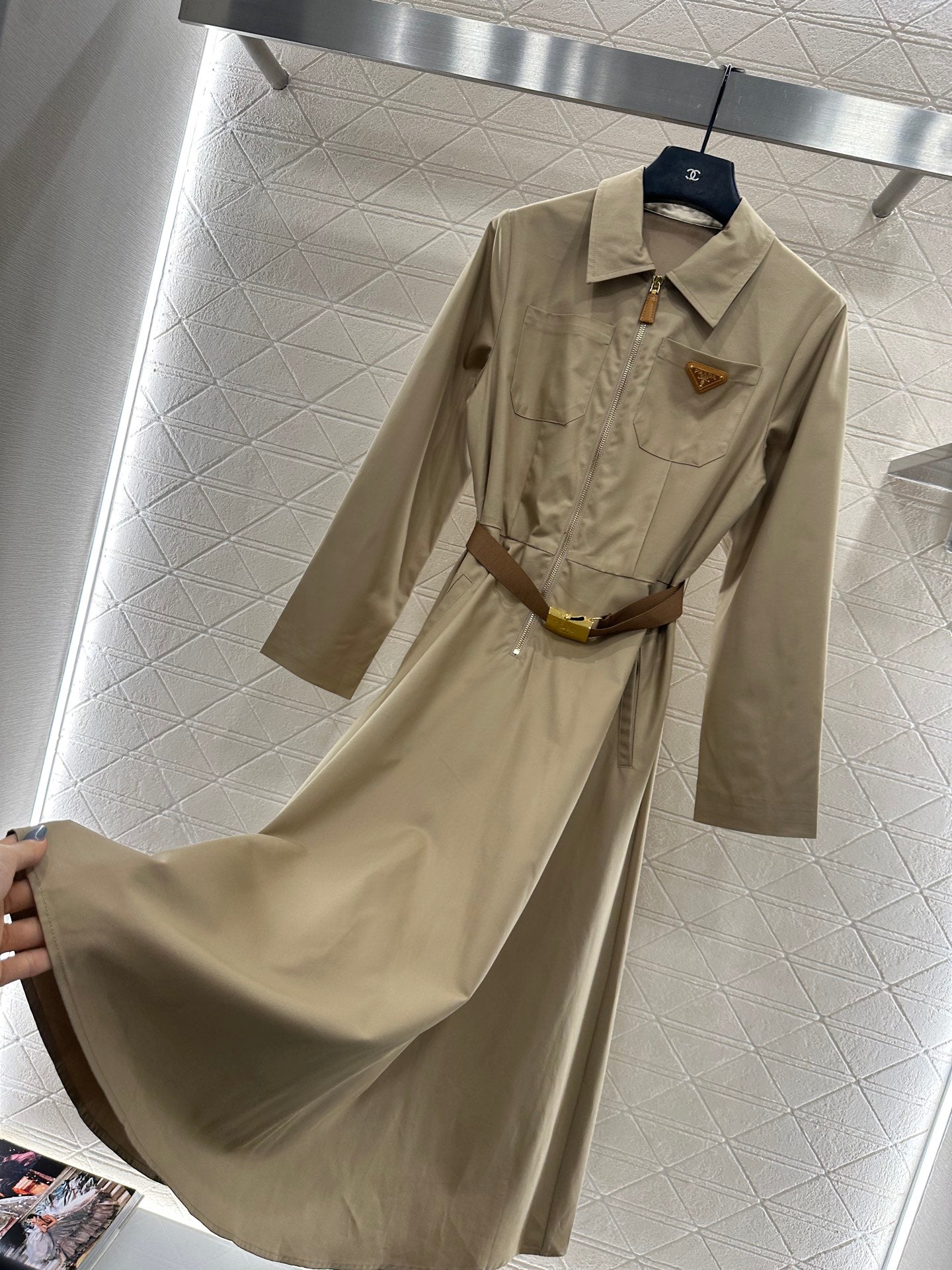 Pr 25 Lapel belt dress