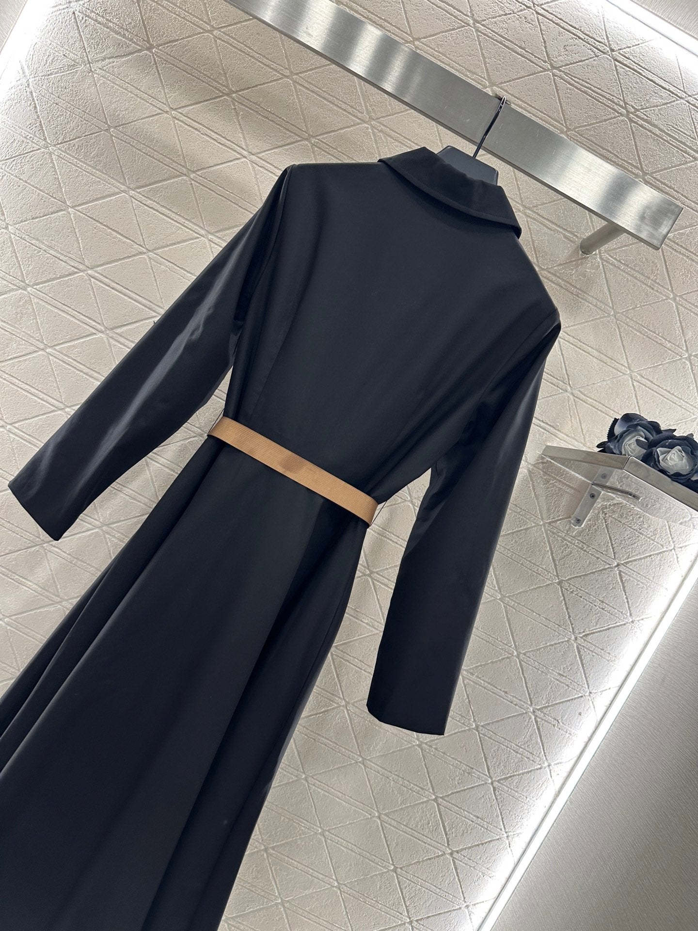 Pr 25 Lapel belt dress