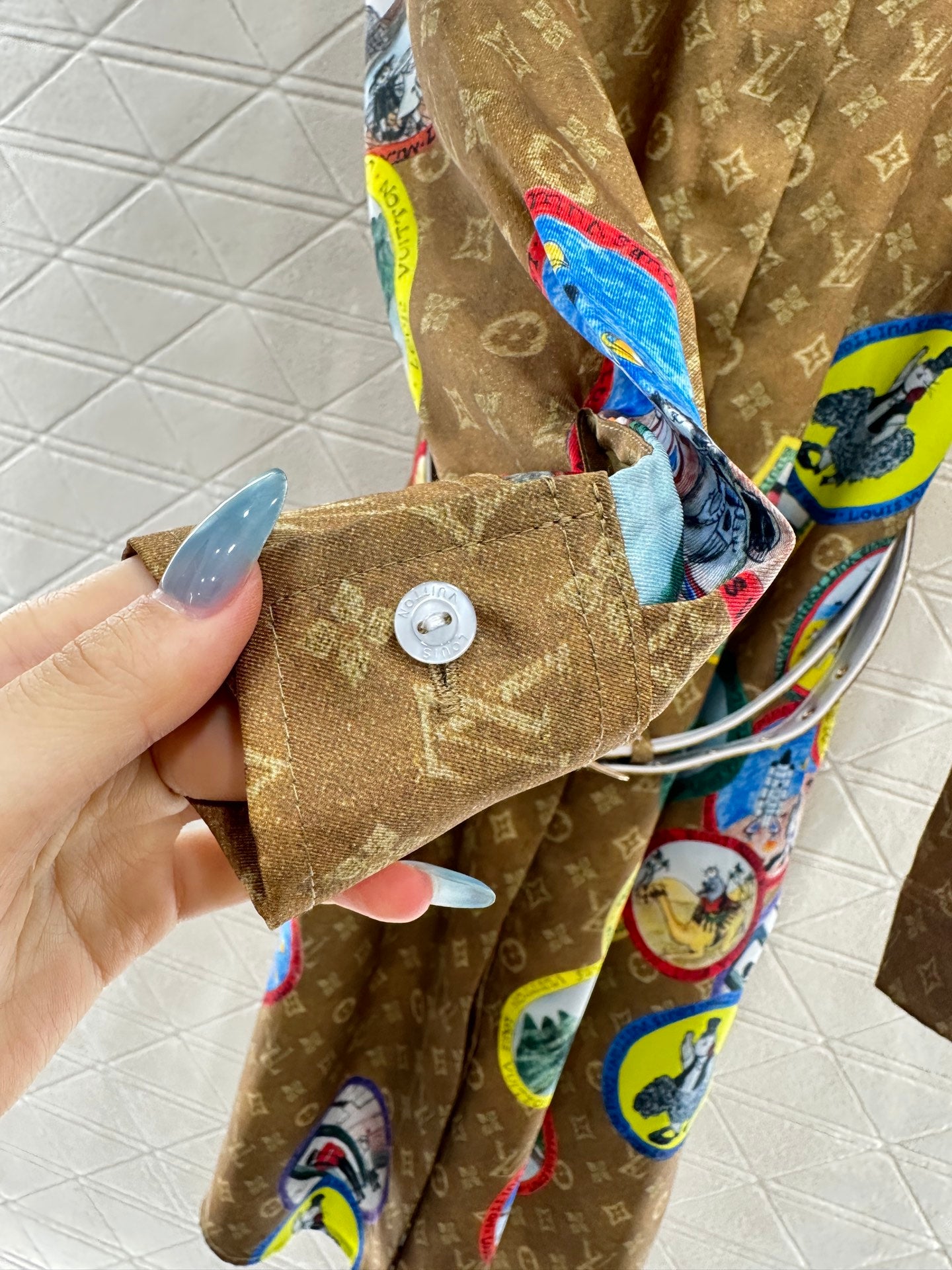 L 25 Lapel Printed Badge Shirt Dress