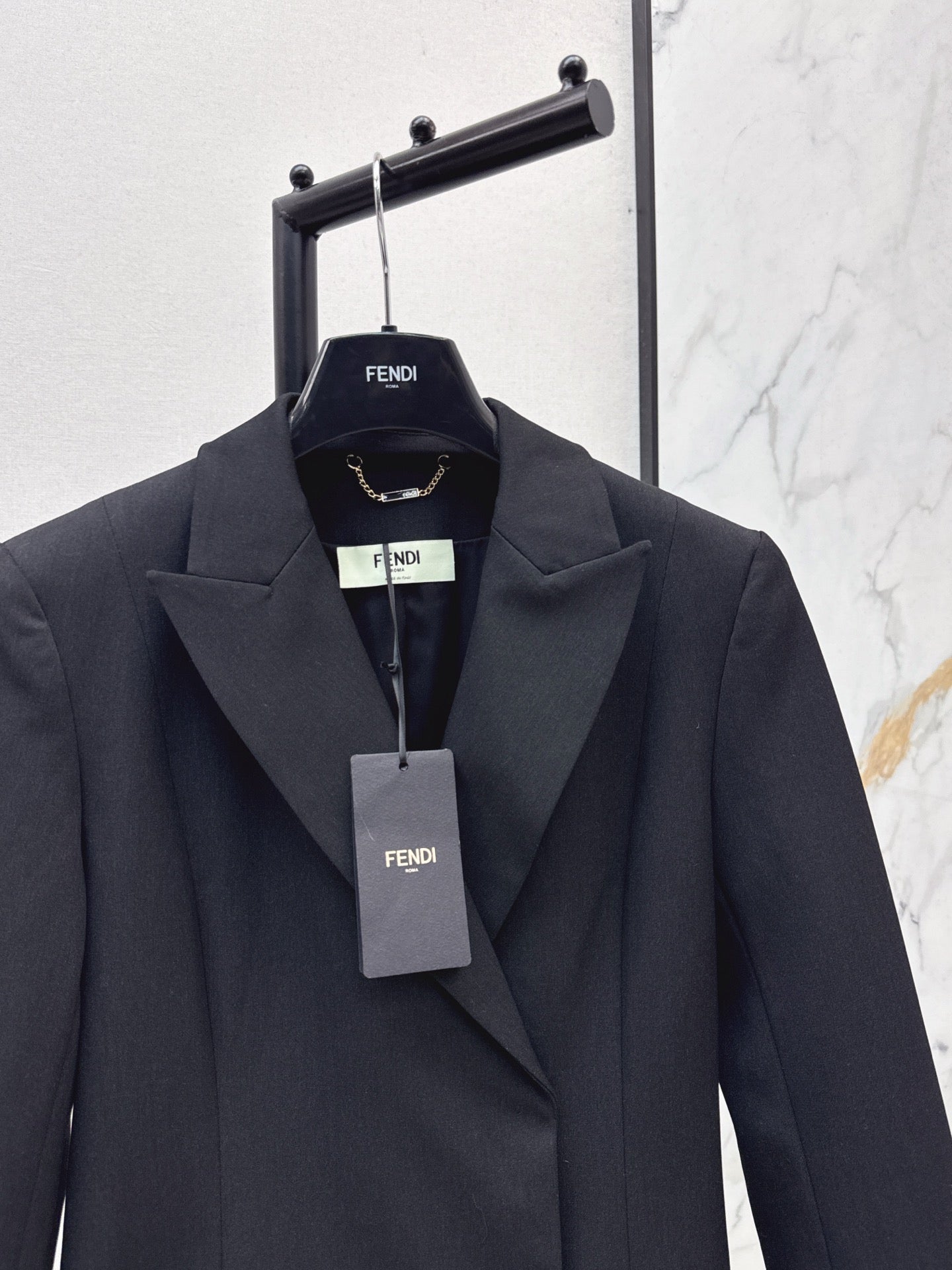 Fe 25 Long suit coat