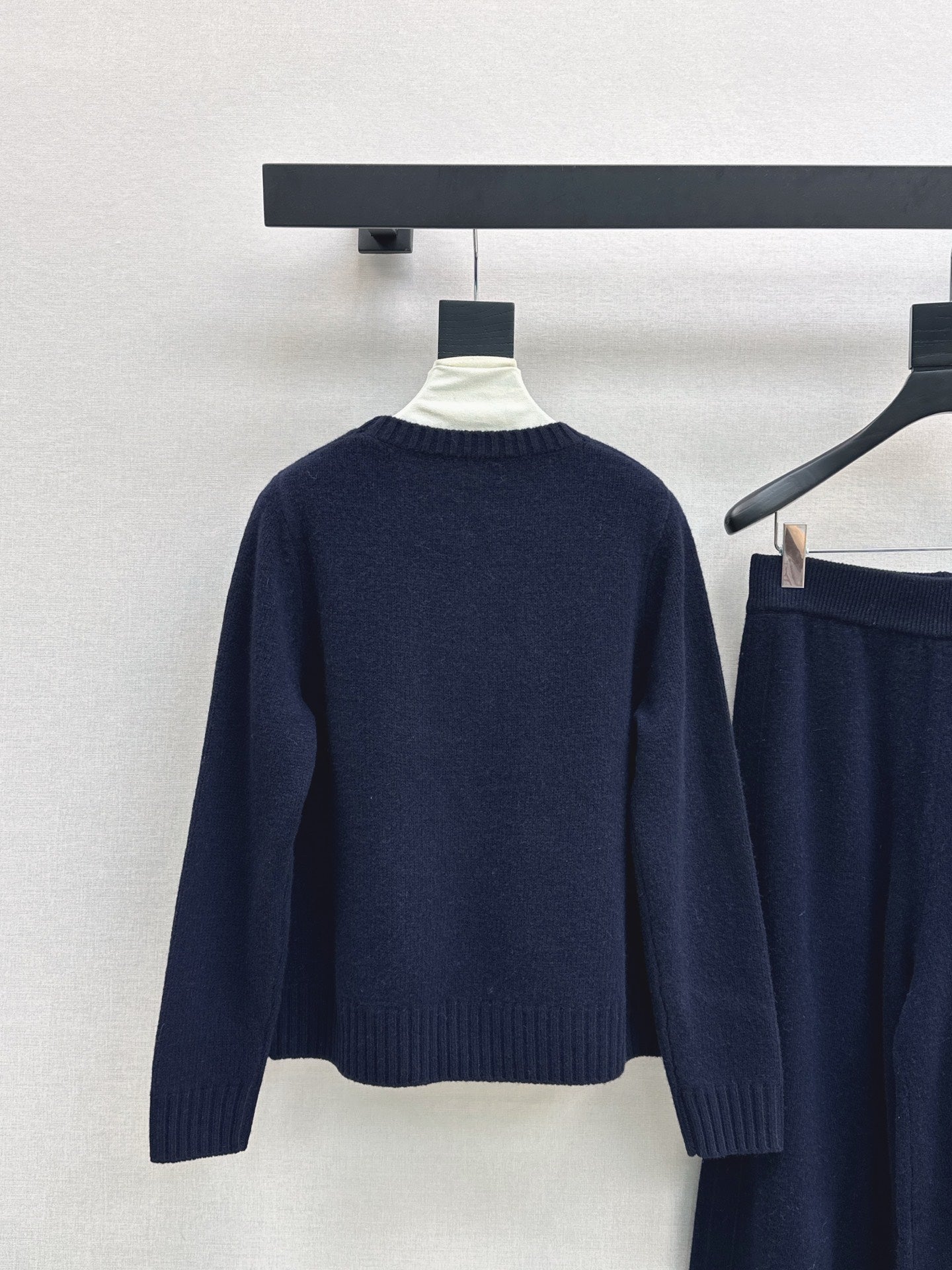 Ral 25 Blue Gentleman Bear Round Neck Wool Sweater + Elastic Waist Straight Pants(navy/beigi/khaki)