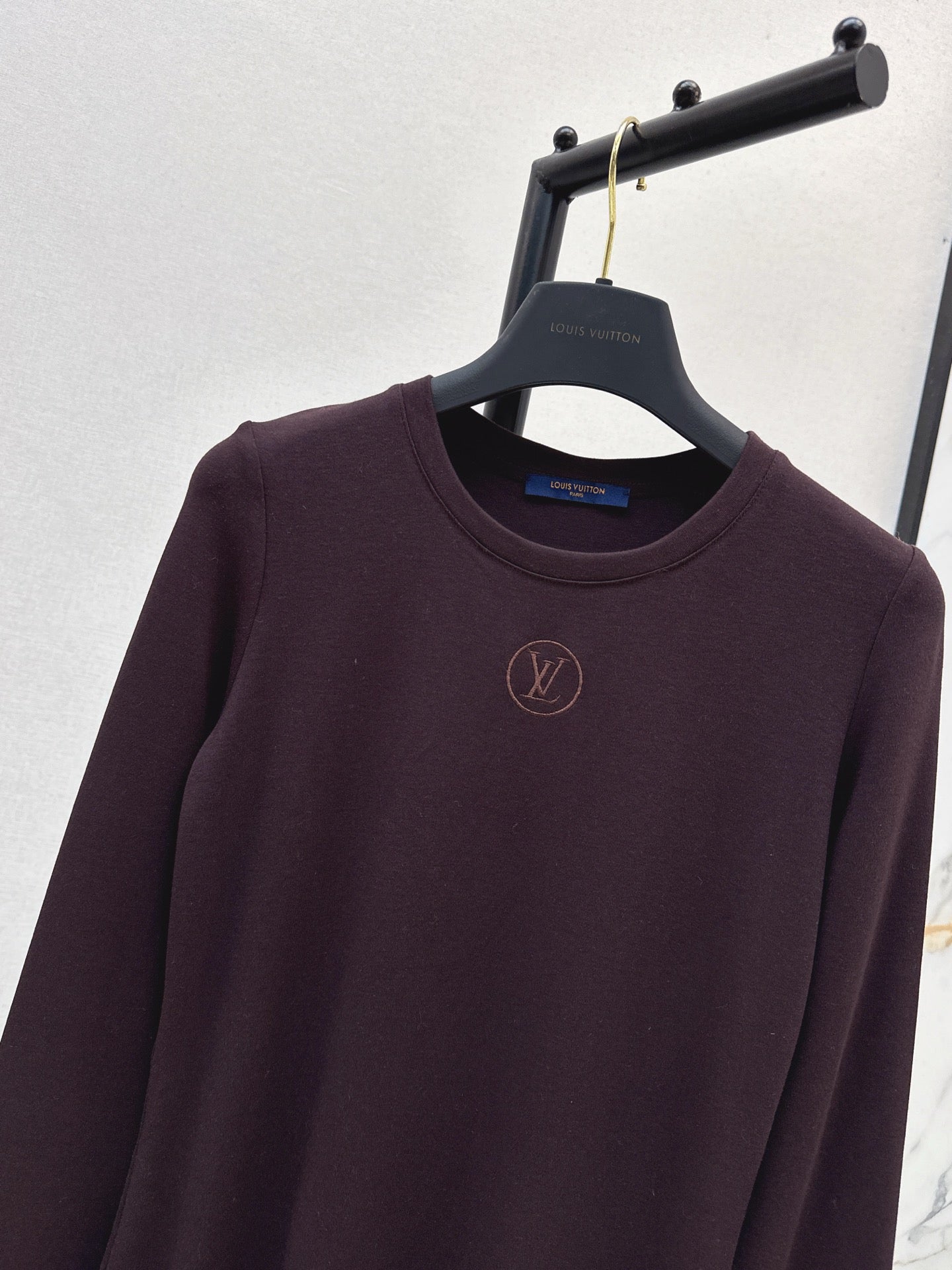 L 25 New Slim Logo Bottoming Dress(WHITE/BLACK/BROWN)