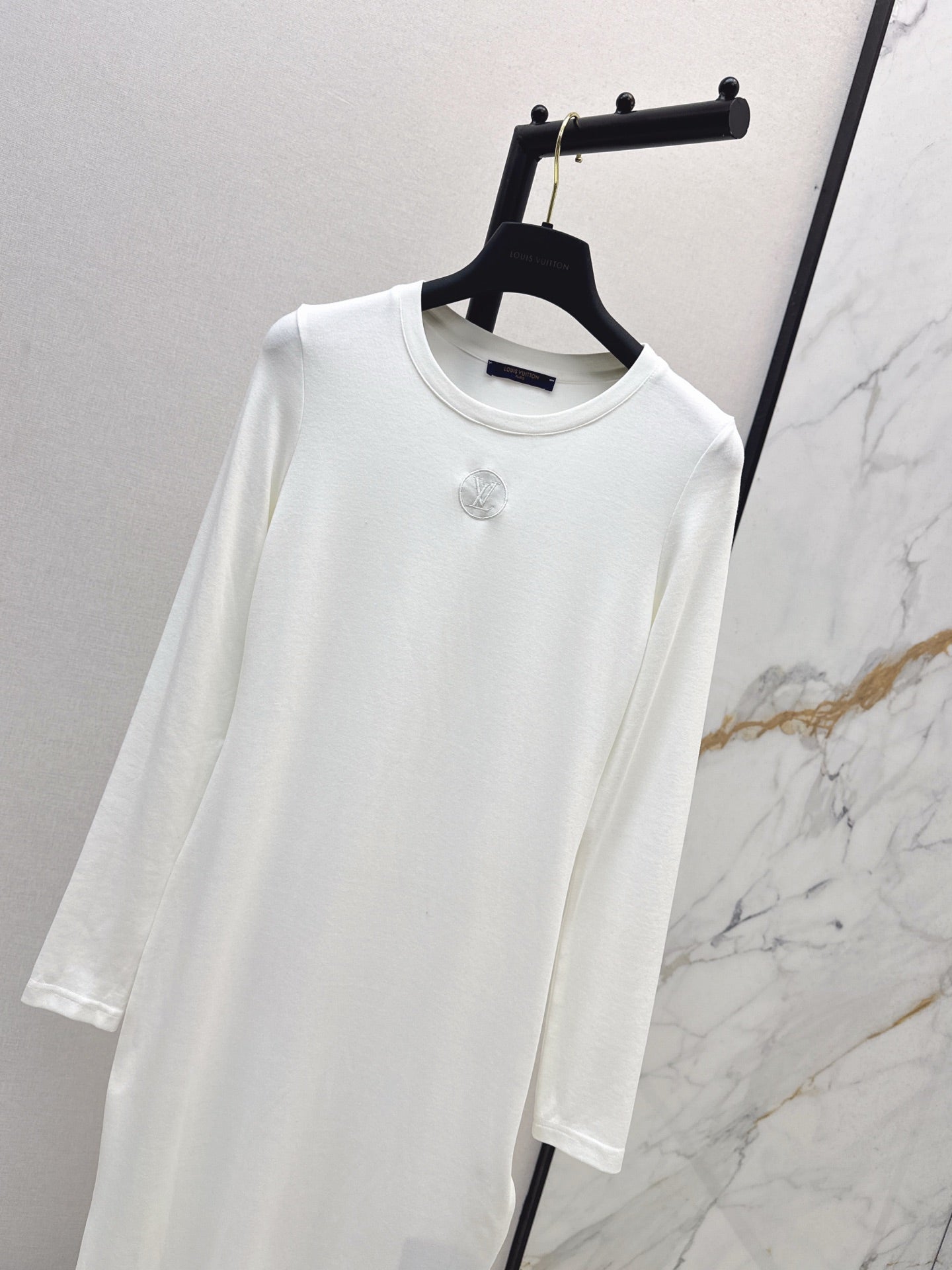 L 25 New Slim Logo Bottoming Dress(WHITE/BLACK/BROWN)