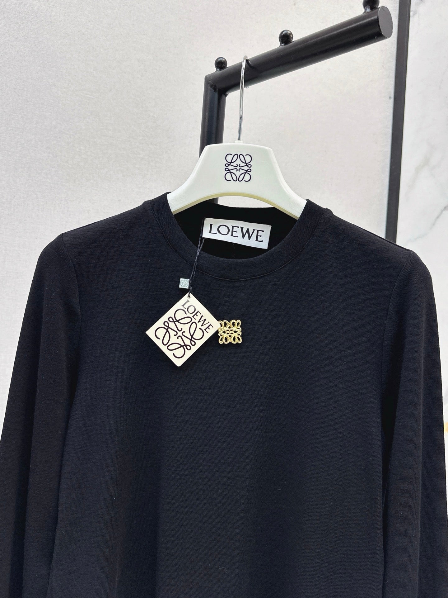 Lo 25 New hardware decoration pure cotton long sleeve bottoming shirt(WHITE/BLACK)