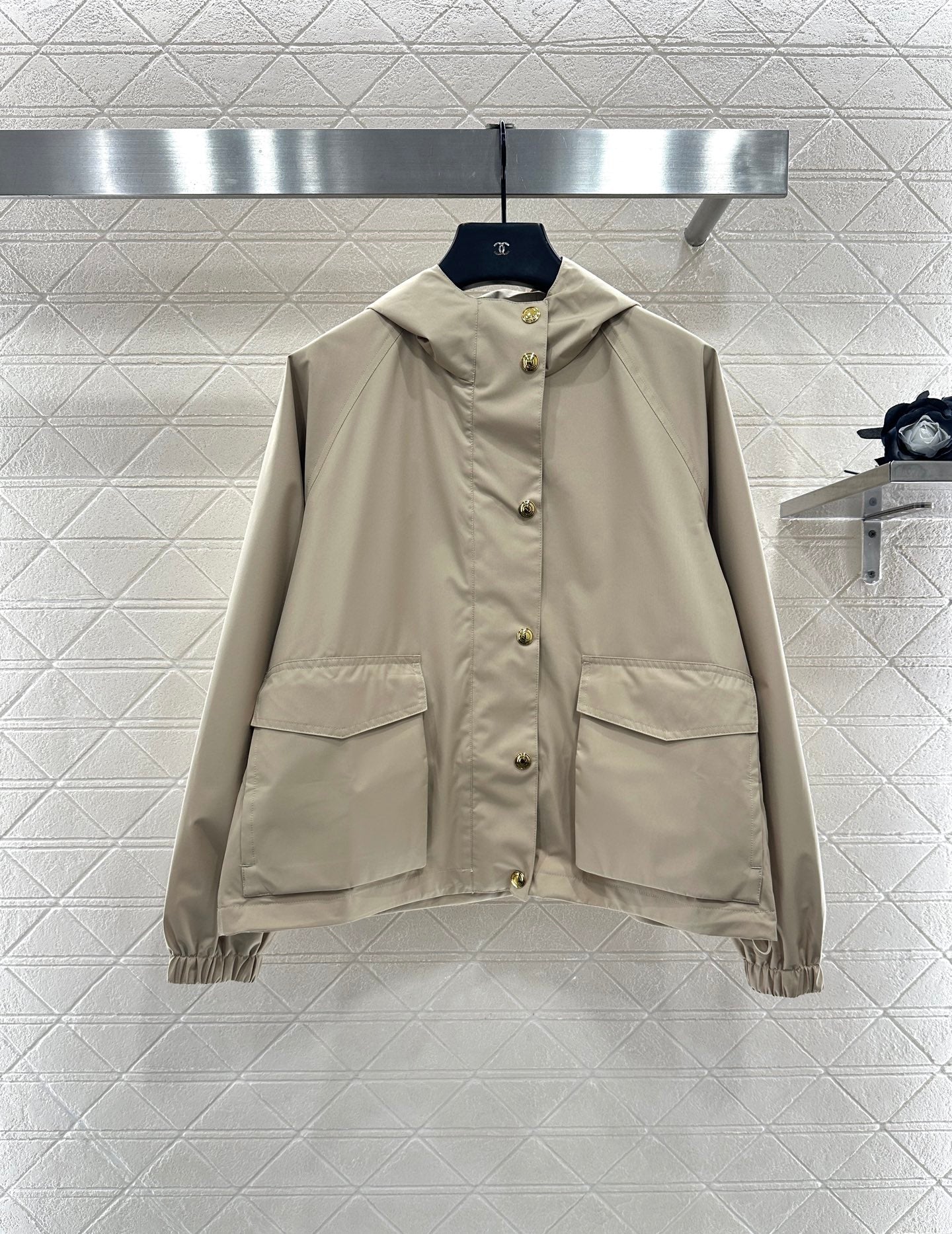 Lor 25 Hooded windbreaker jacket