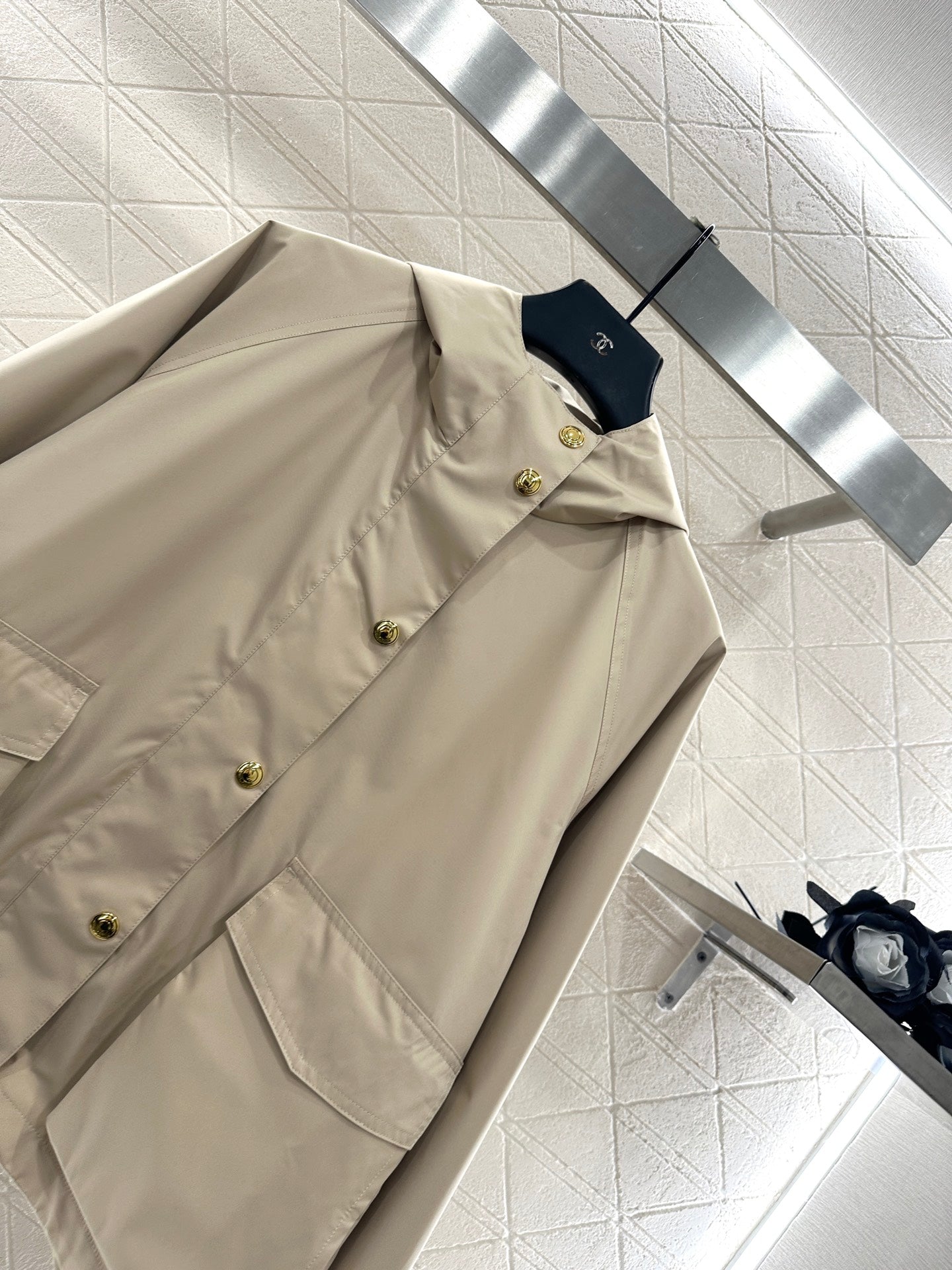 Lor 25 Hooded windbreaker jacket